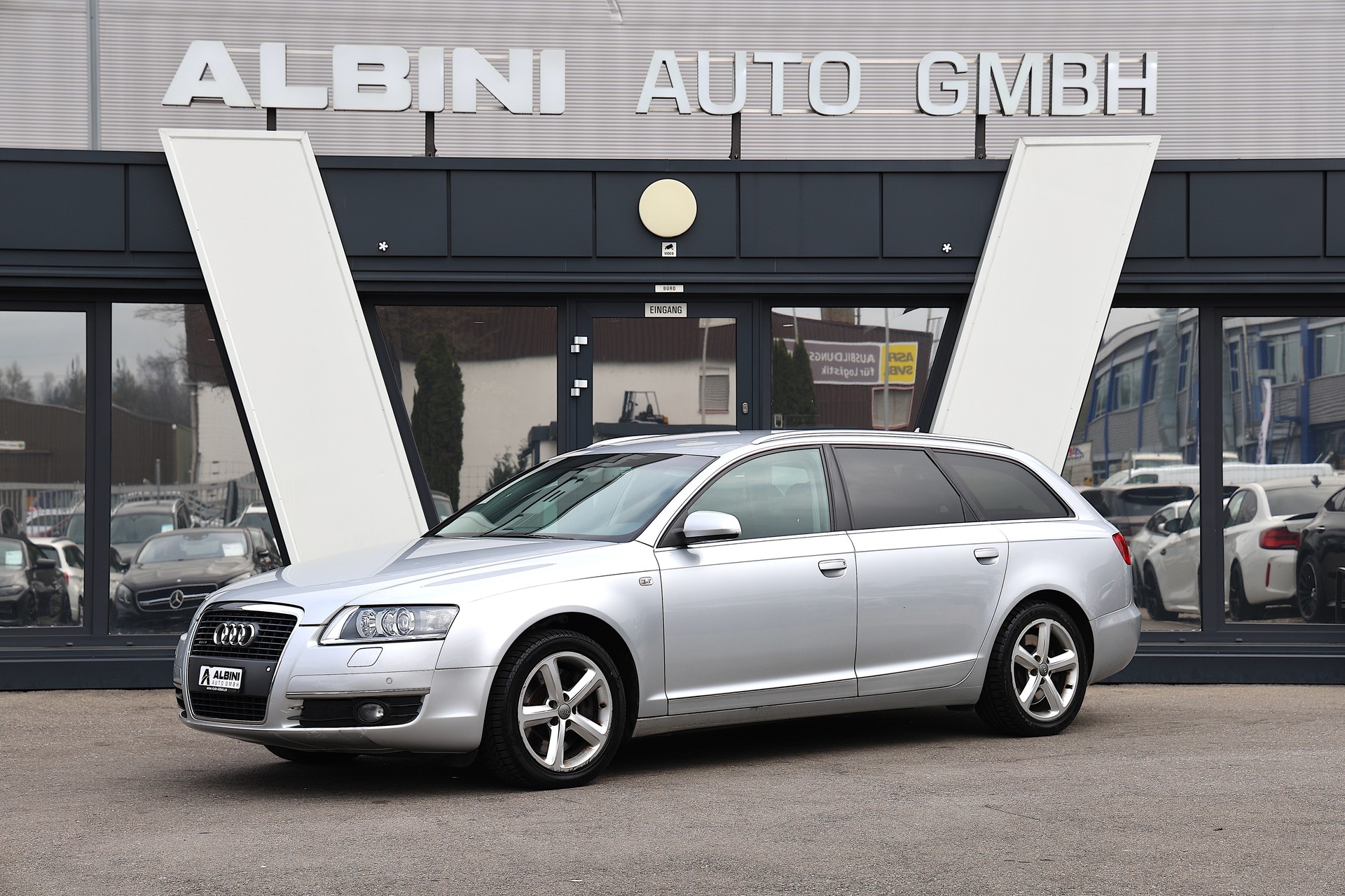 AUDI A6 Avant 4.2 V8 quattro tiptronic