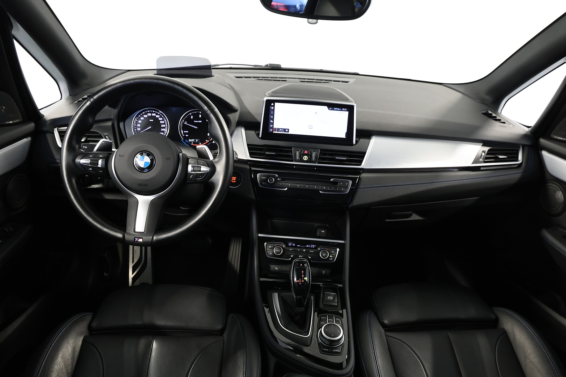 BMW 220d xDrive Active Tourer Steptronic M Sport-image-10