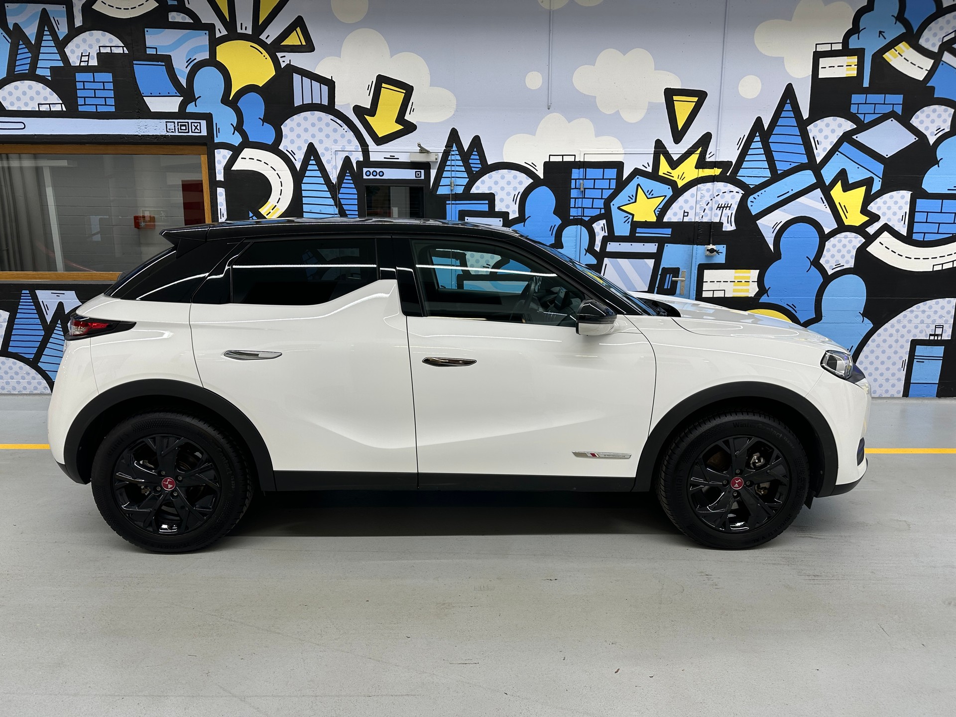 DS AUTOMOBILES DS 3 Crossback E-Tense 136 Performance Line-image-2