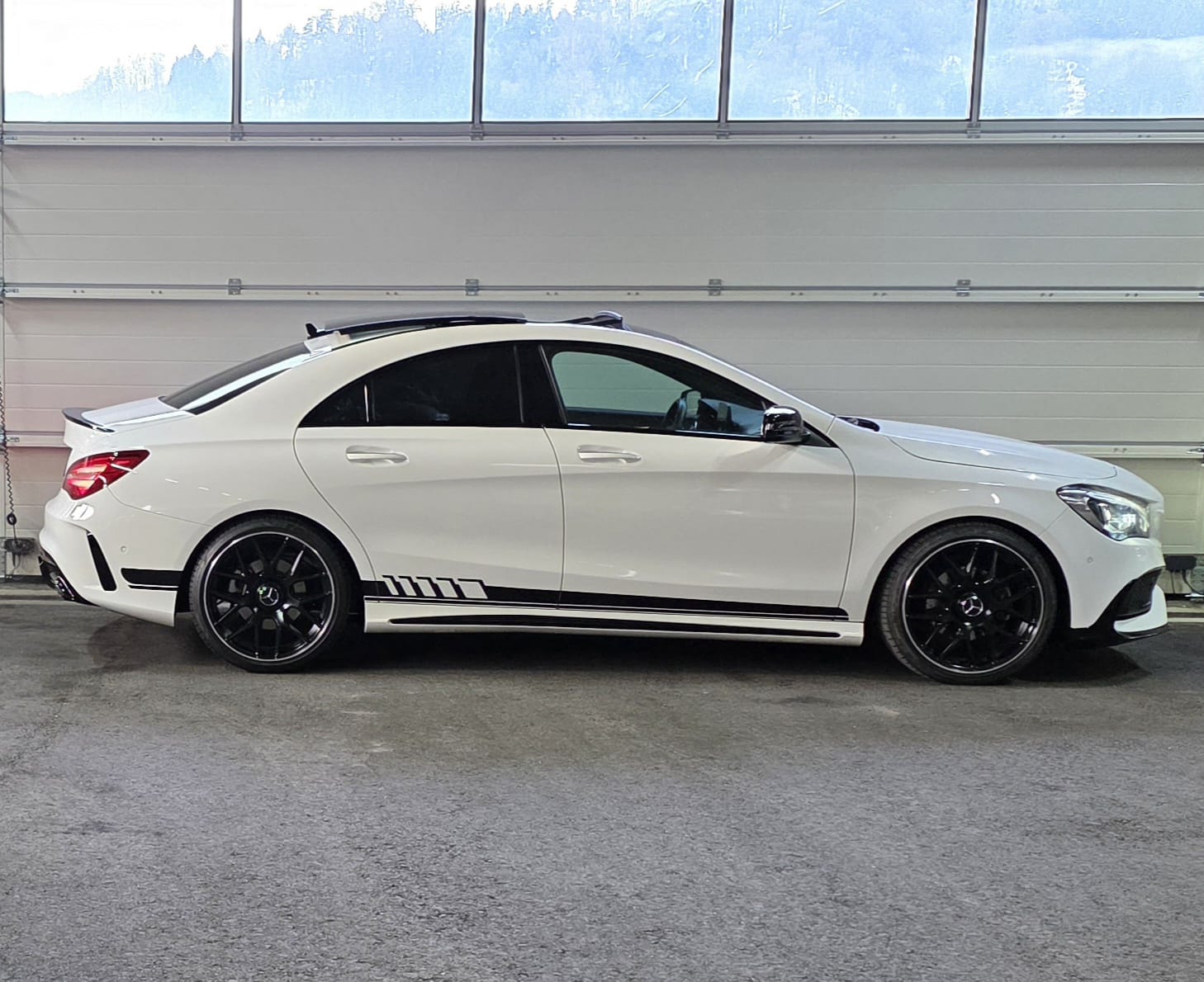MERCEDES-BENZ CLA 200 AMG Line 7G-DCT *Facelift Model**CH-Fahrzeug*-image-5