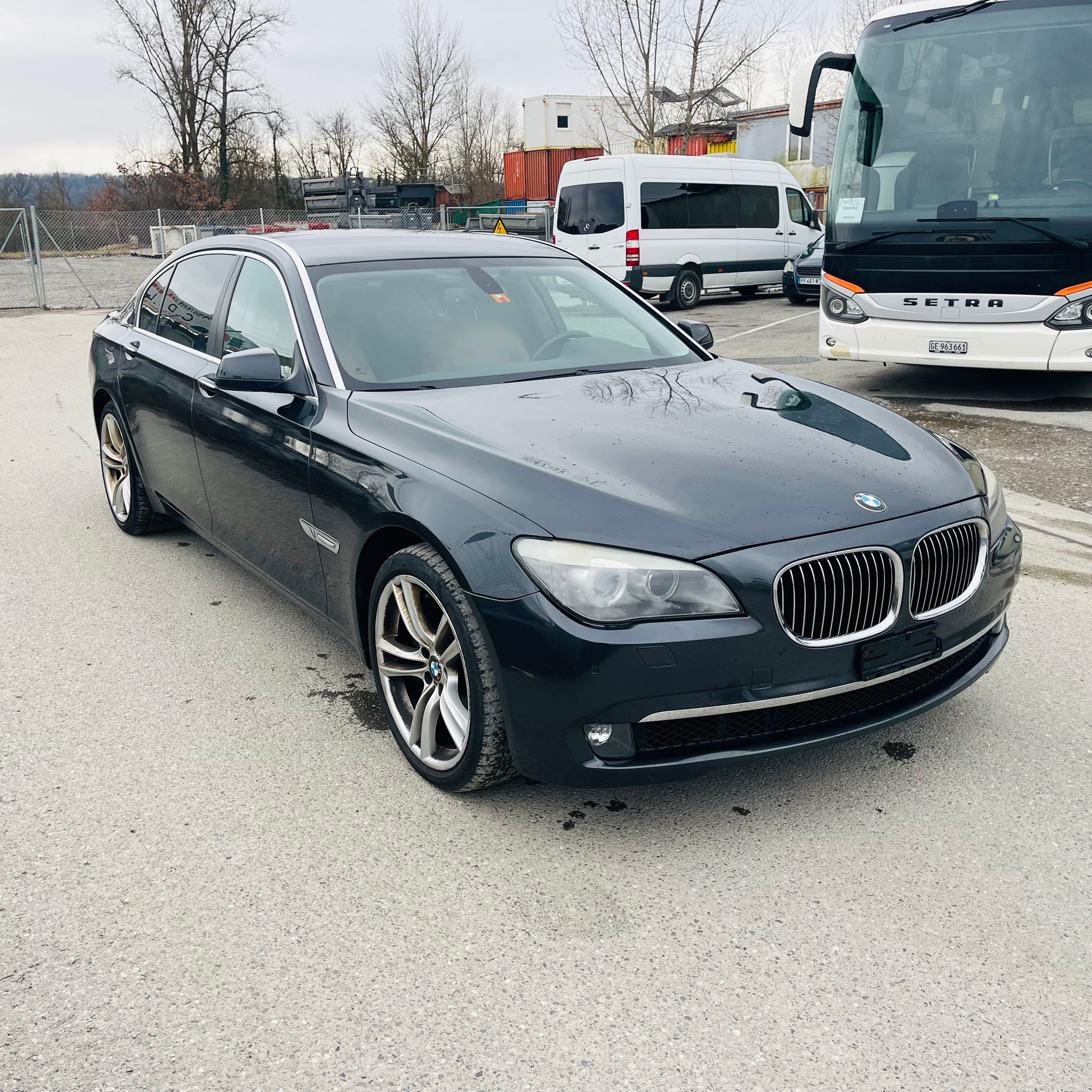 BMW 740i L-image-1
