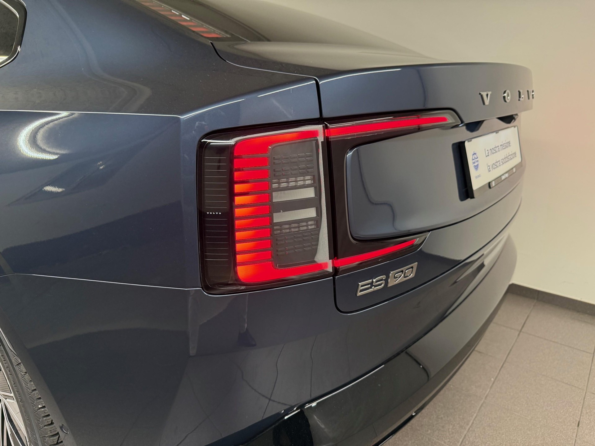 VOLVO ES90 Ultra-image-22