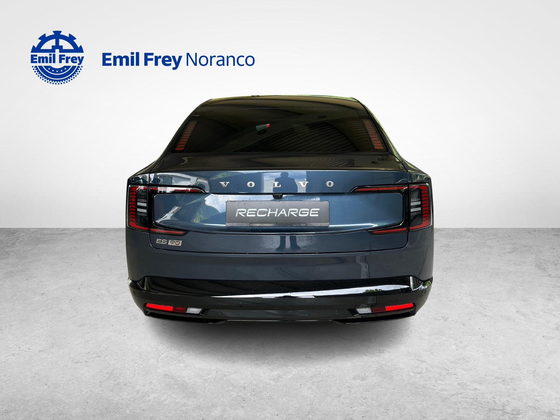 VOLVO ES90 Ultra-image-3