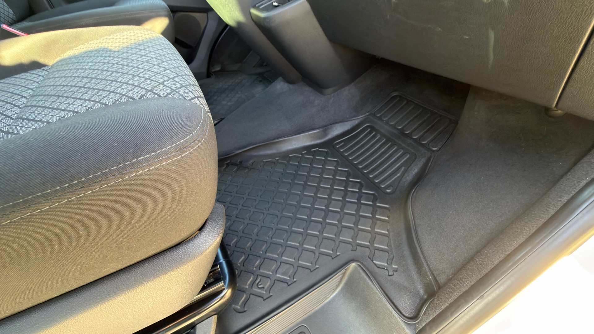 VW California 6.1 Beach Edition Spirit-image-14