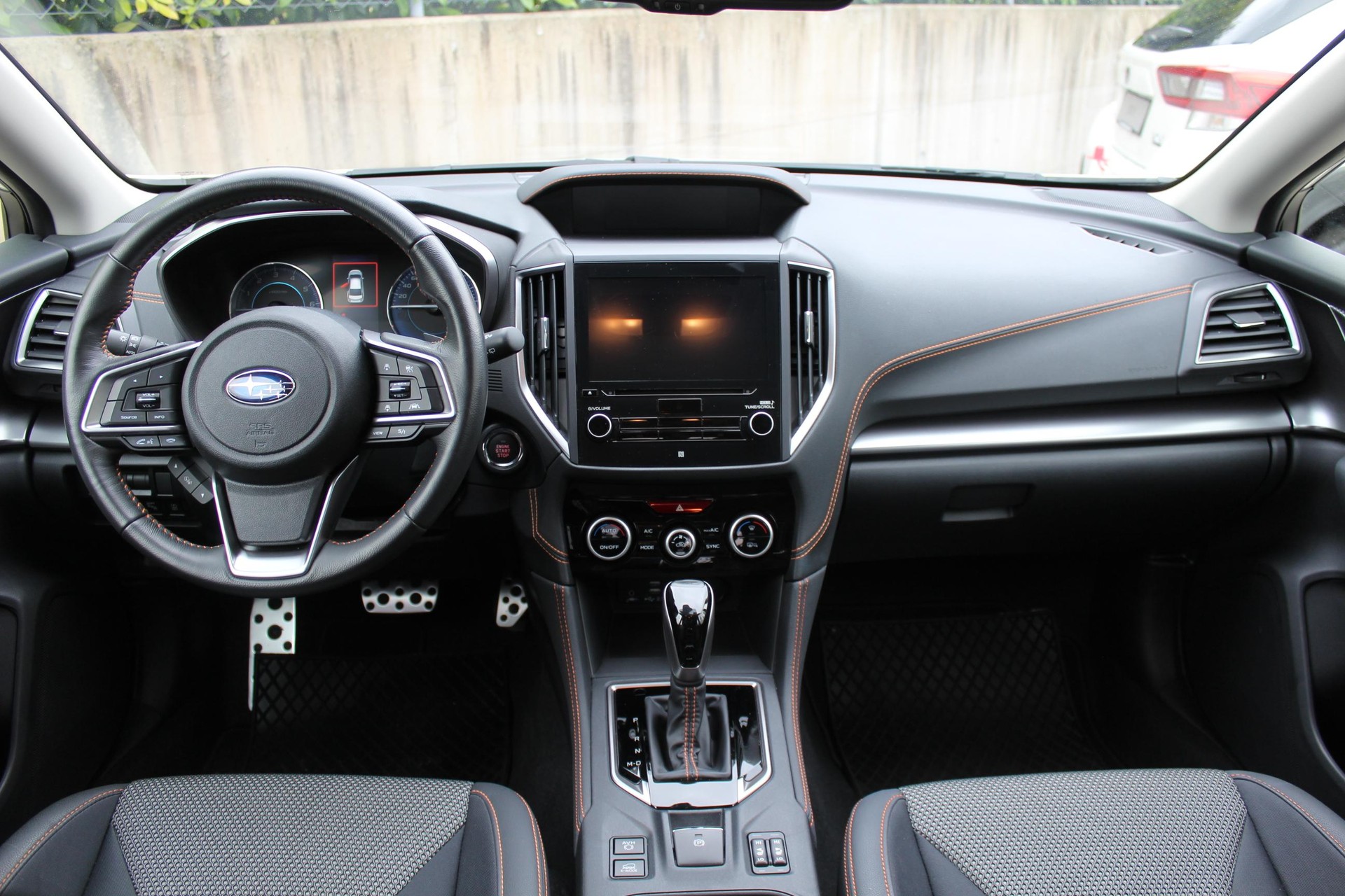 SUBARU XV 1.6i Swiss Edition-image-2