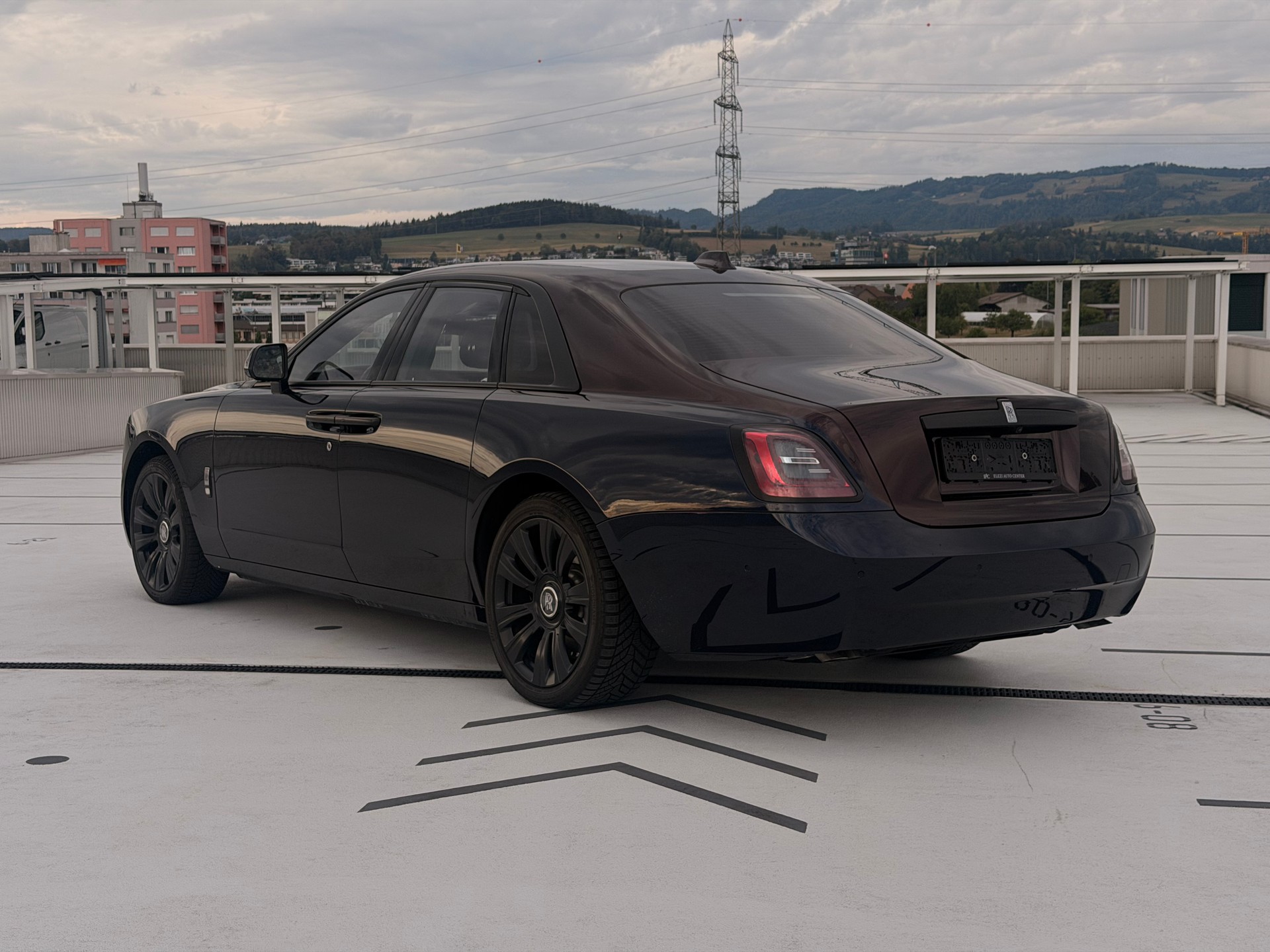 ROLLS-ROYCE Ghost 6.6 V12 Black Badge Bi-Color CH-Fahrzeug-image-4