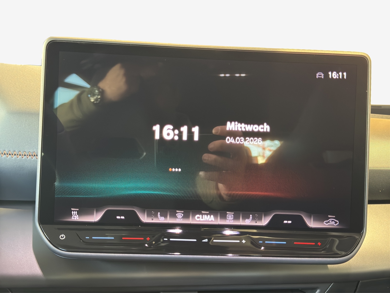 CUPRA Born 79 kWh e-Boost Adrenaline-image-10