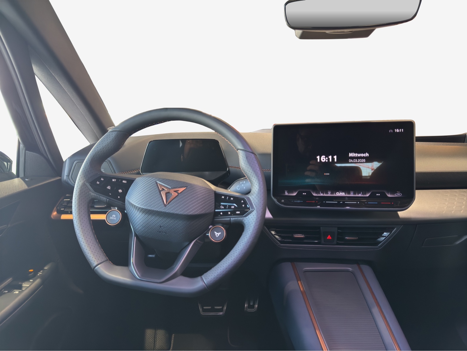 CUPRA Born 79 kWh e-Boost Adrenaline-image-8