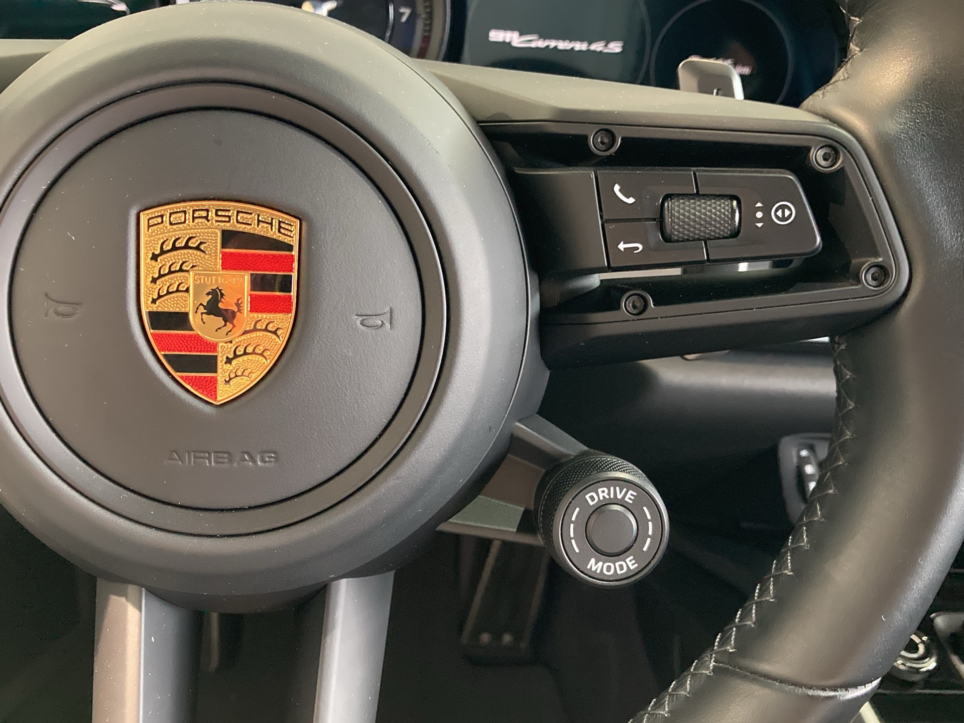 PORSCHE 911 Cabriolet 3.0 Carrera 4S PDK-image-30
