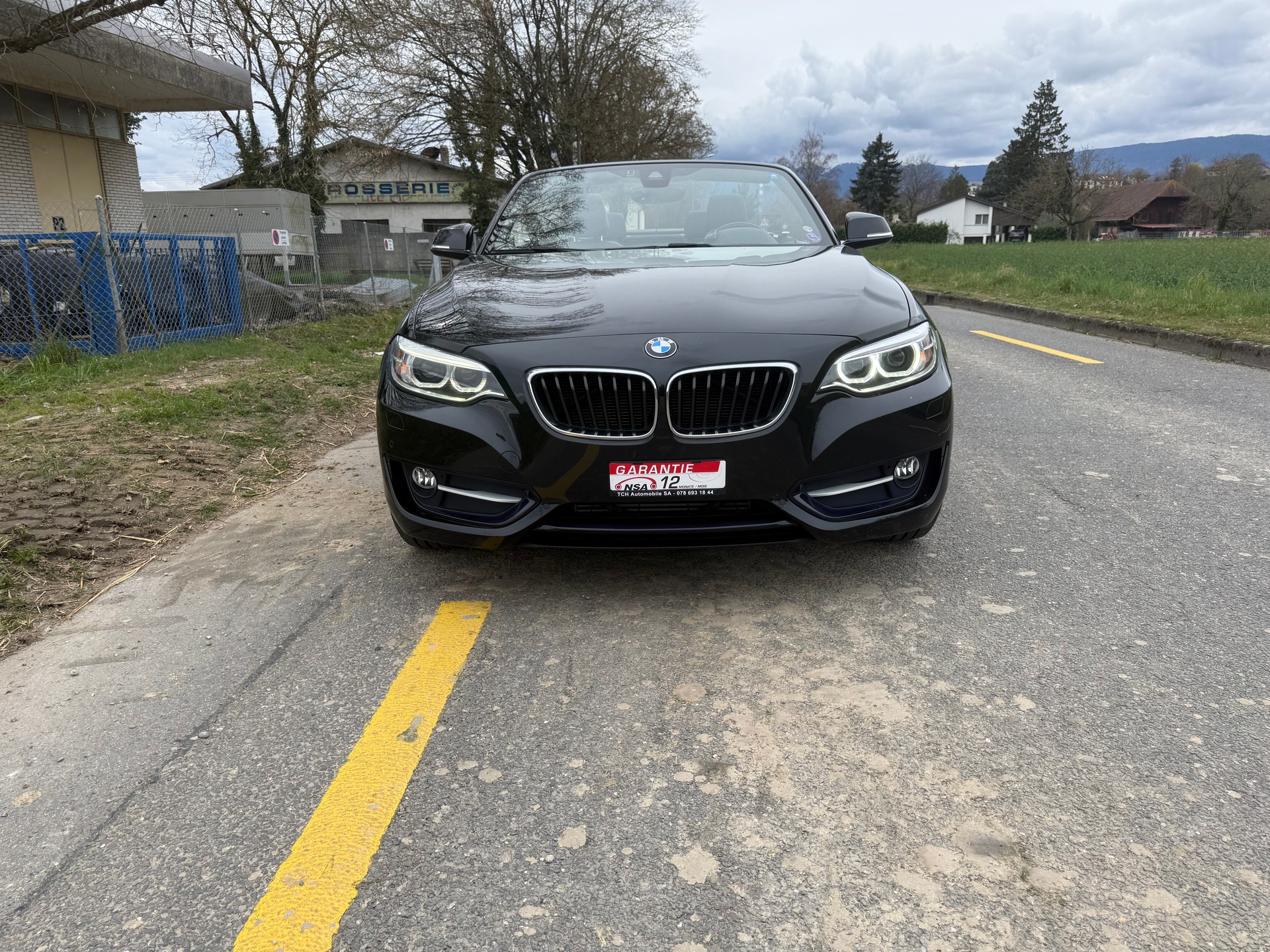 BMW 220i Sport Line Steptronic-image-2