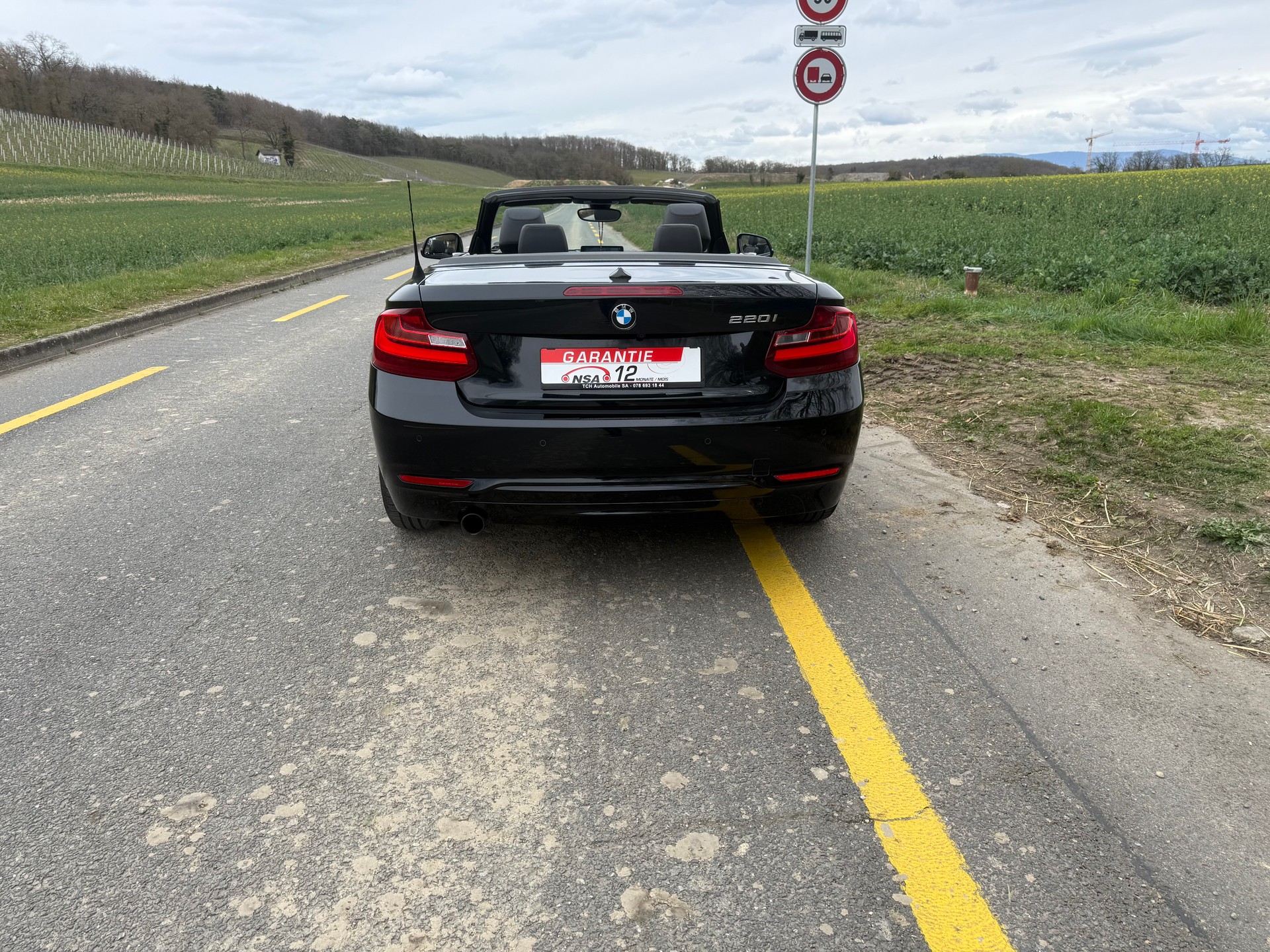 BMW 220i Sport Line Steptronic-image-14