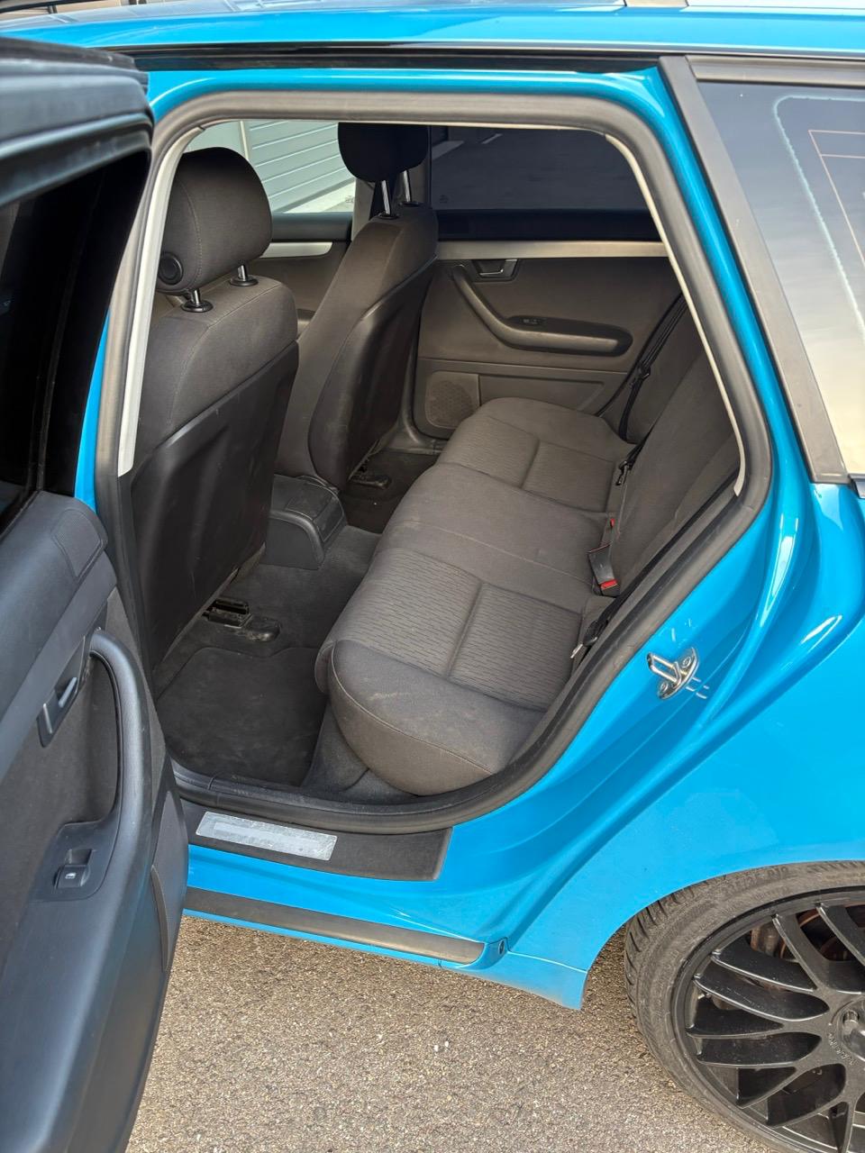 AUDI A4 Avant 1.8 Turbo quattro-image-7