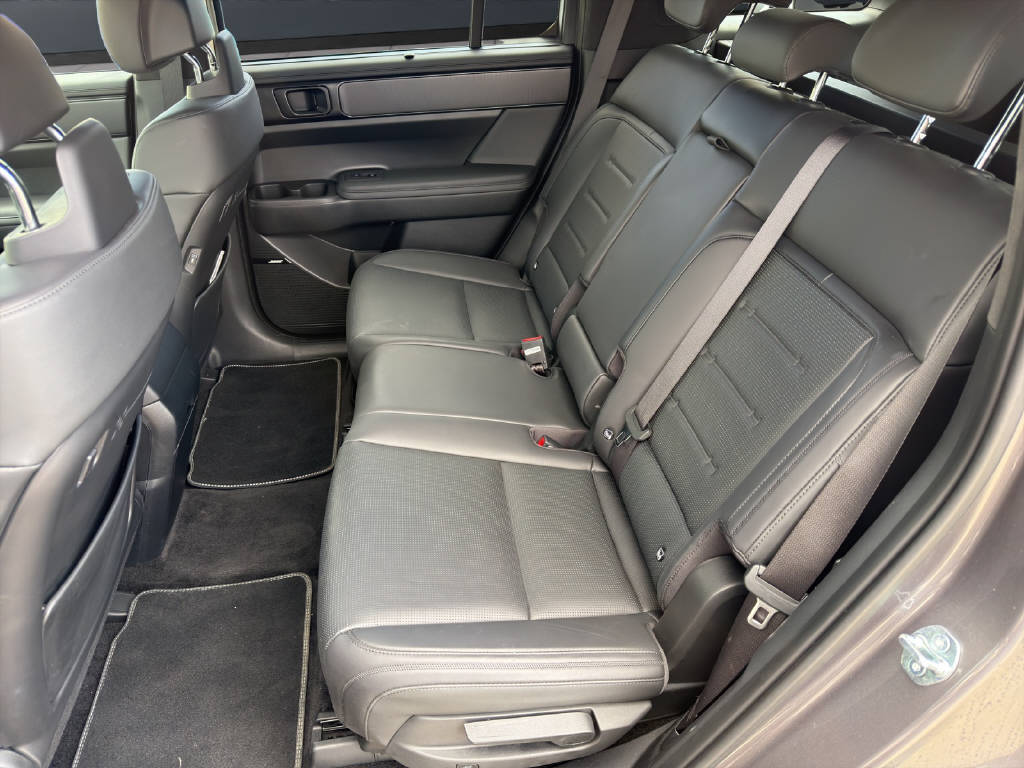 HYUNDAI Santa Fe 1.6 T-GDi PHEV Calligraphy 7P-image-14
