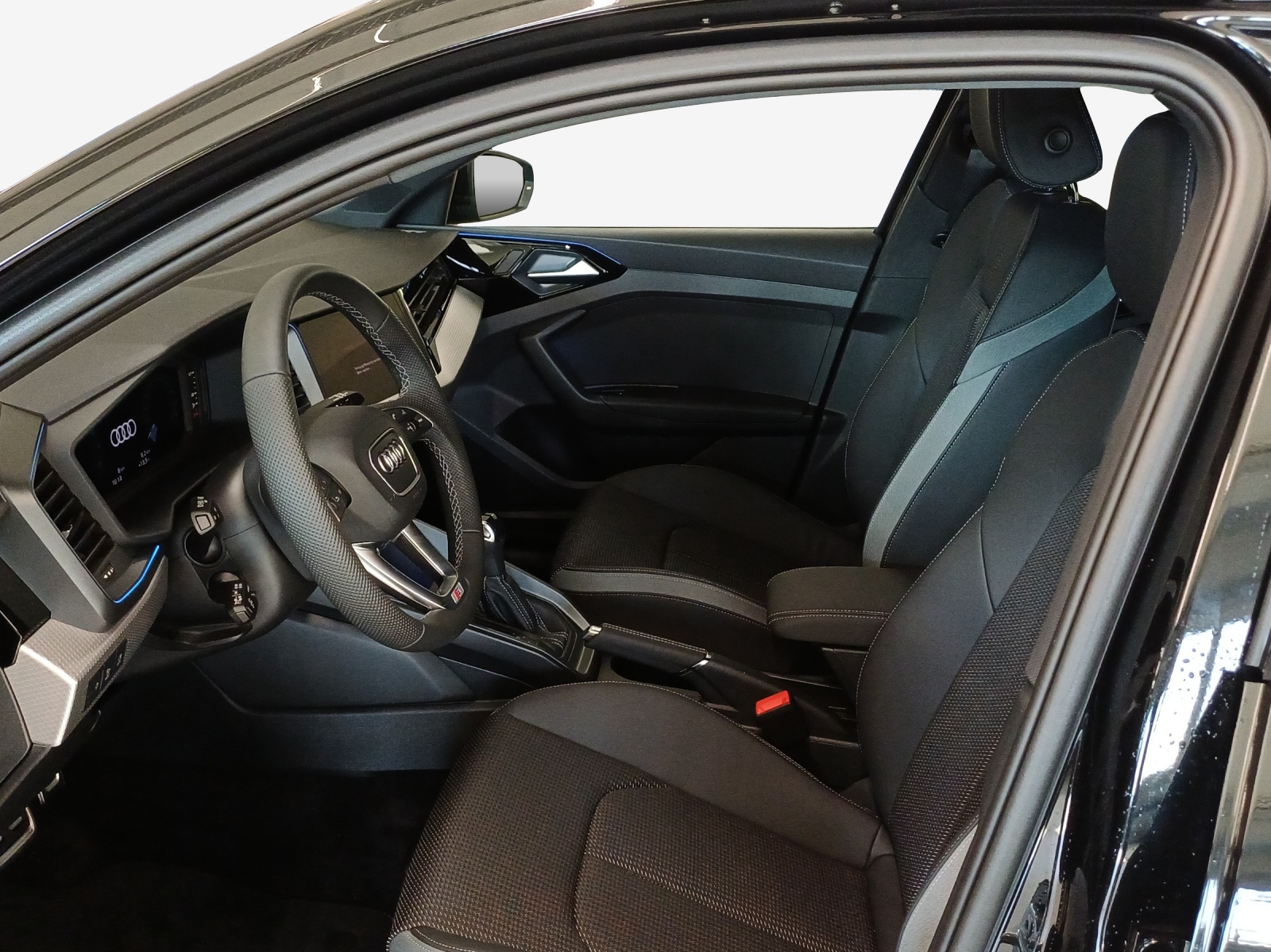 AUDI A1 Sportback 30 TFSI S Line Attraction S-tronic-image-7