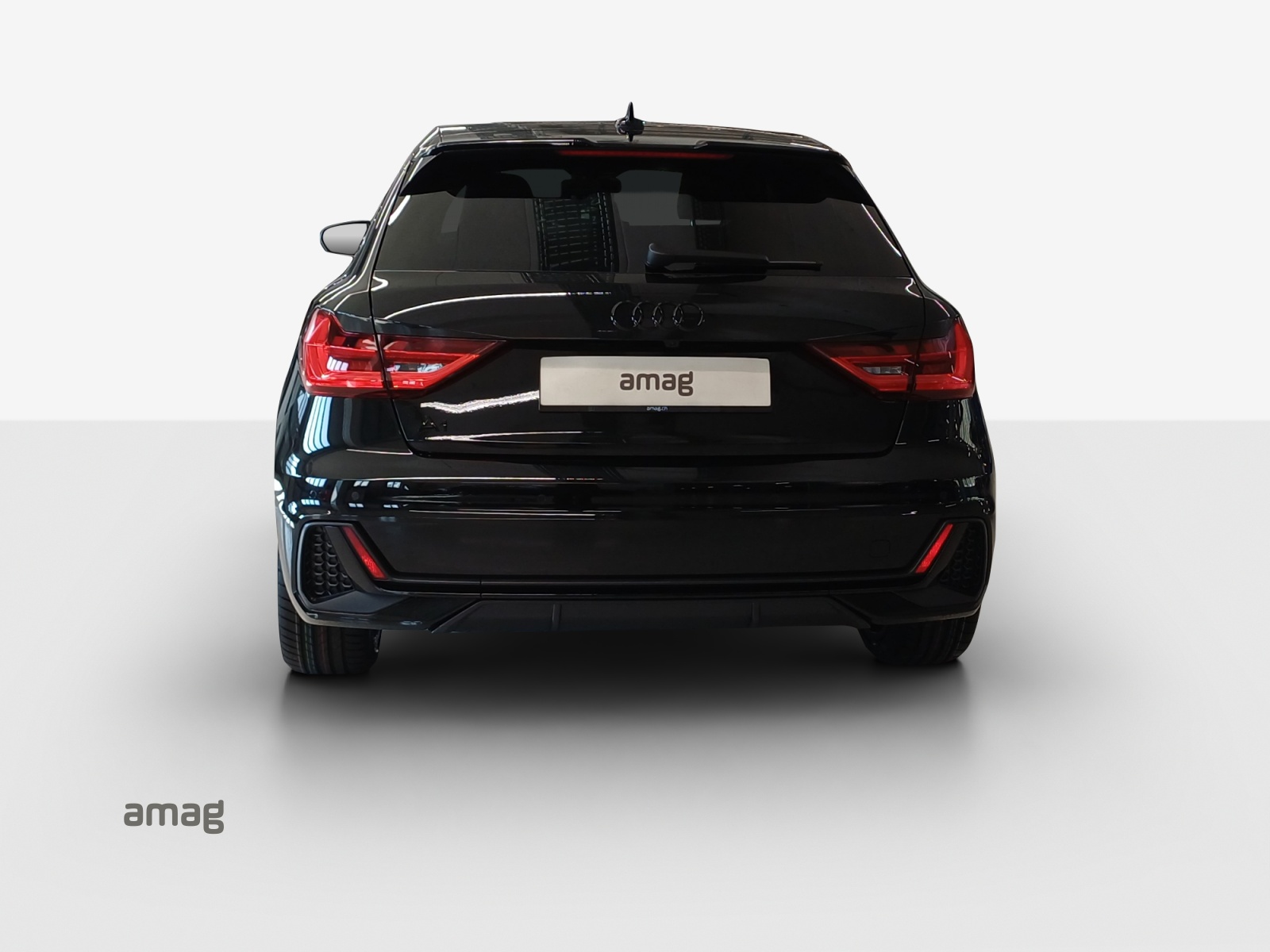 AUDI A1 Sportback 30 TFSI S Line Attraction S-tronic-showroom-element-3