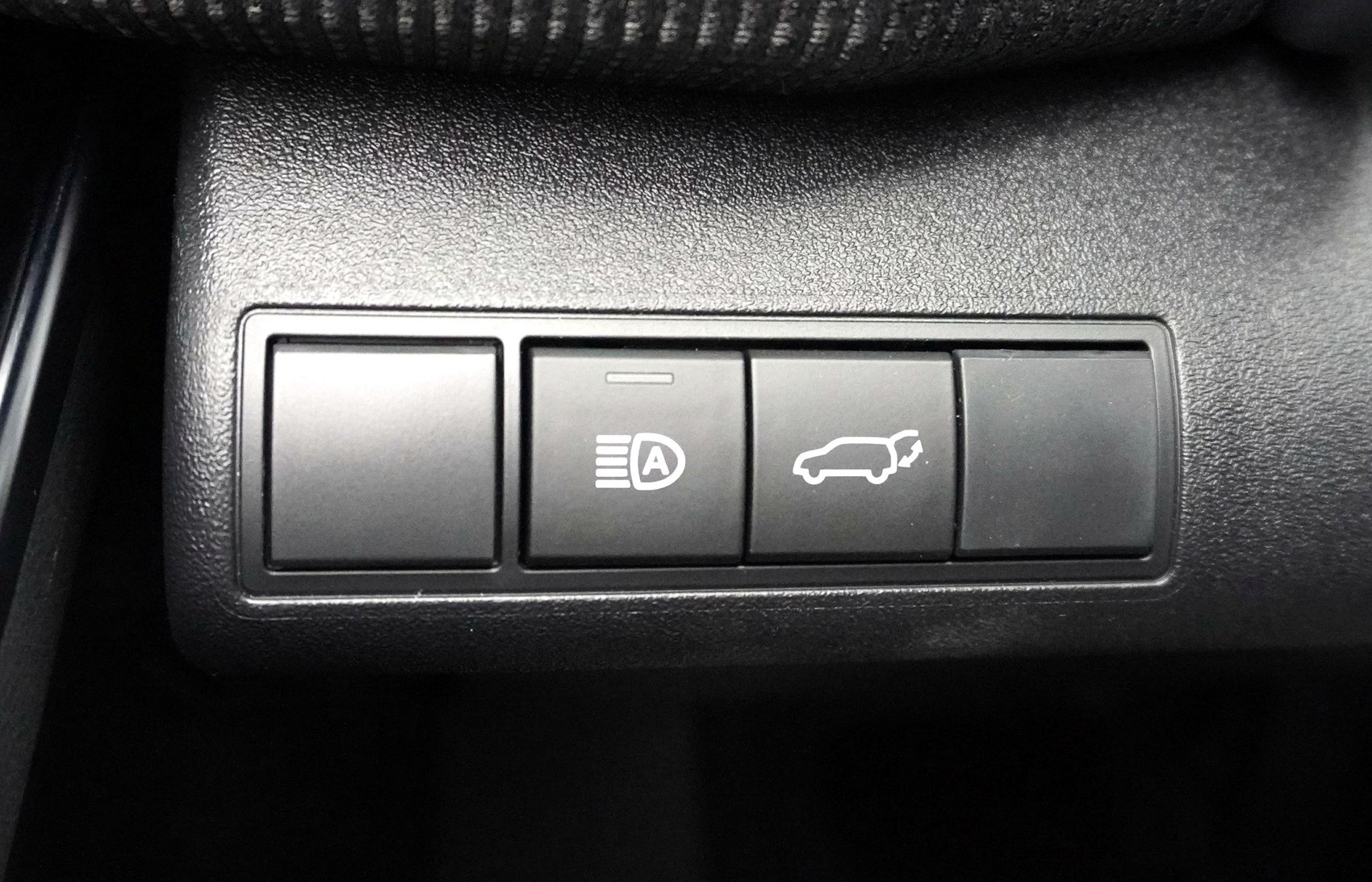 TOYOTA bZ4X Premium 11 KW AWD ** 360° Kamera **-image-16