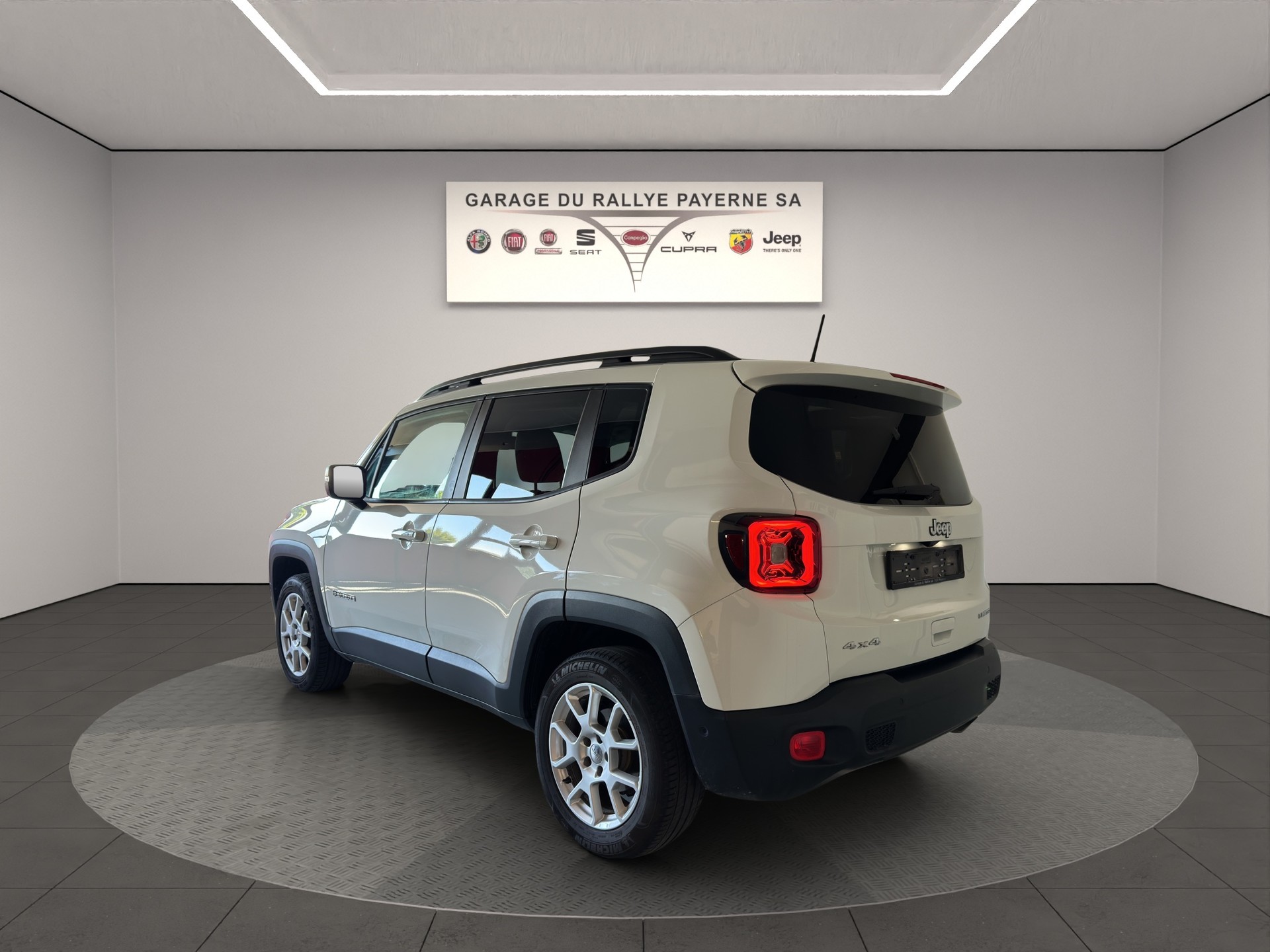 JEEP Renegade 1.3 Turbo Limited AWD-image-2
