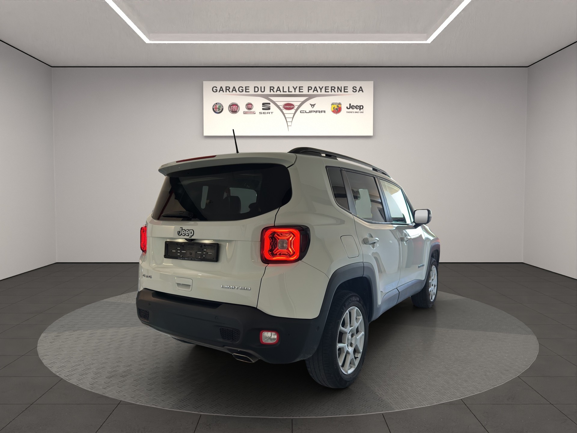 JEEP Renegade 1.3 Turbo Limited AWD-image-4
