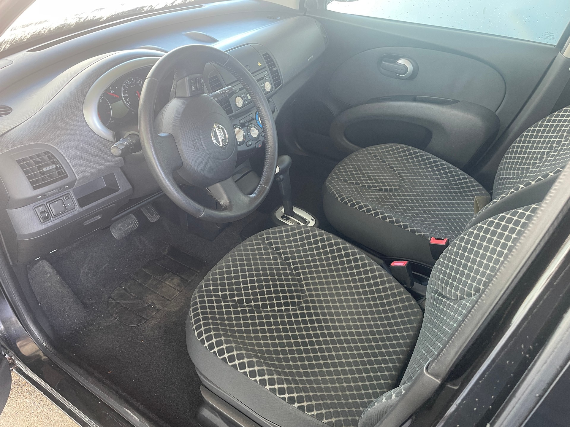 NISSAN Micra 1.4 tekna-image-6
