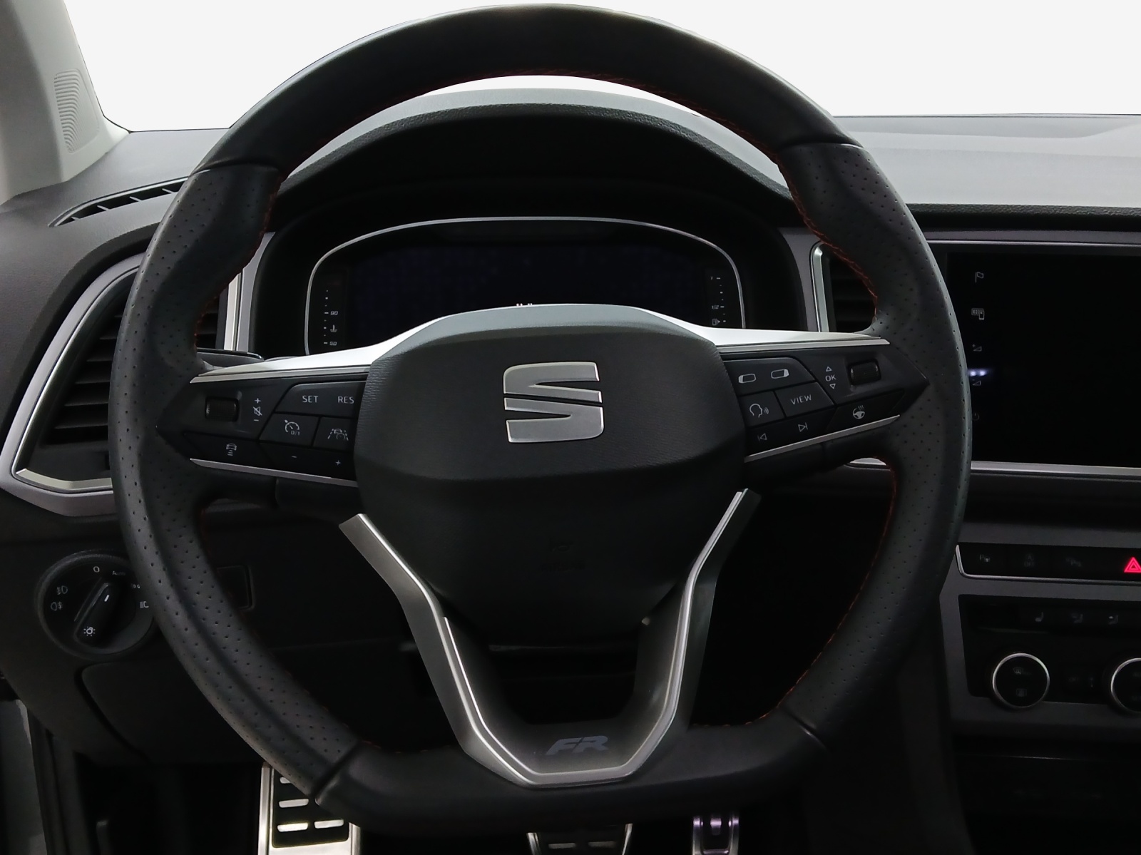 SEAT Ateca 1.5 TSI EVO DSG FR-image-9
