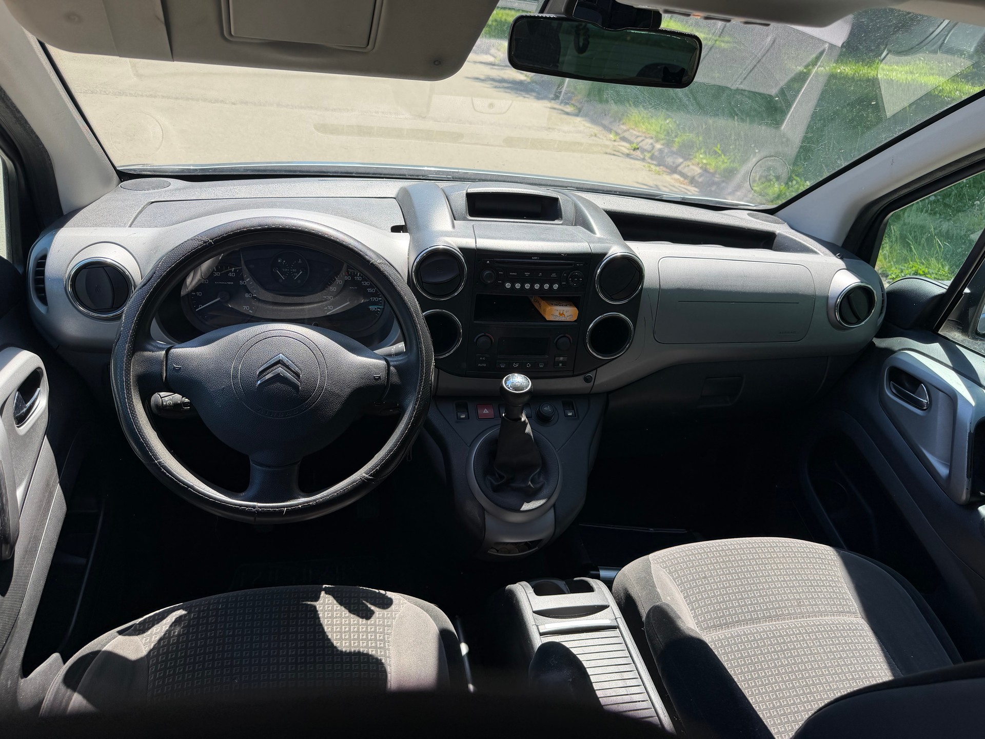 CITROEN Berlingo 1.6 16V XTR-image-6