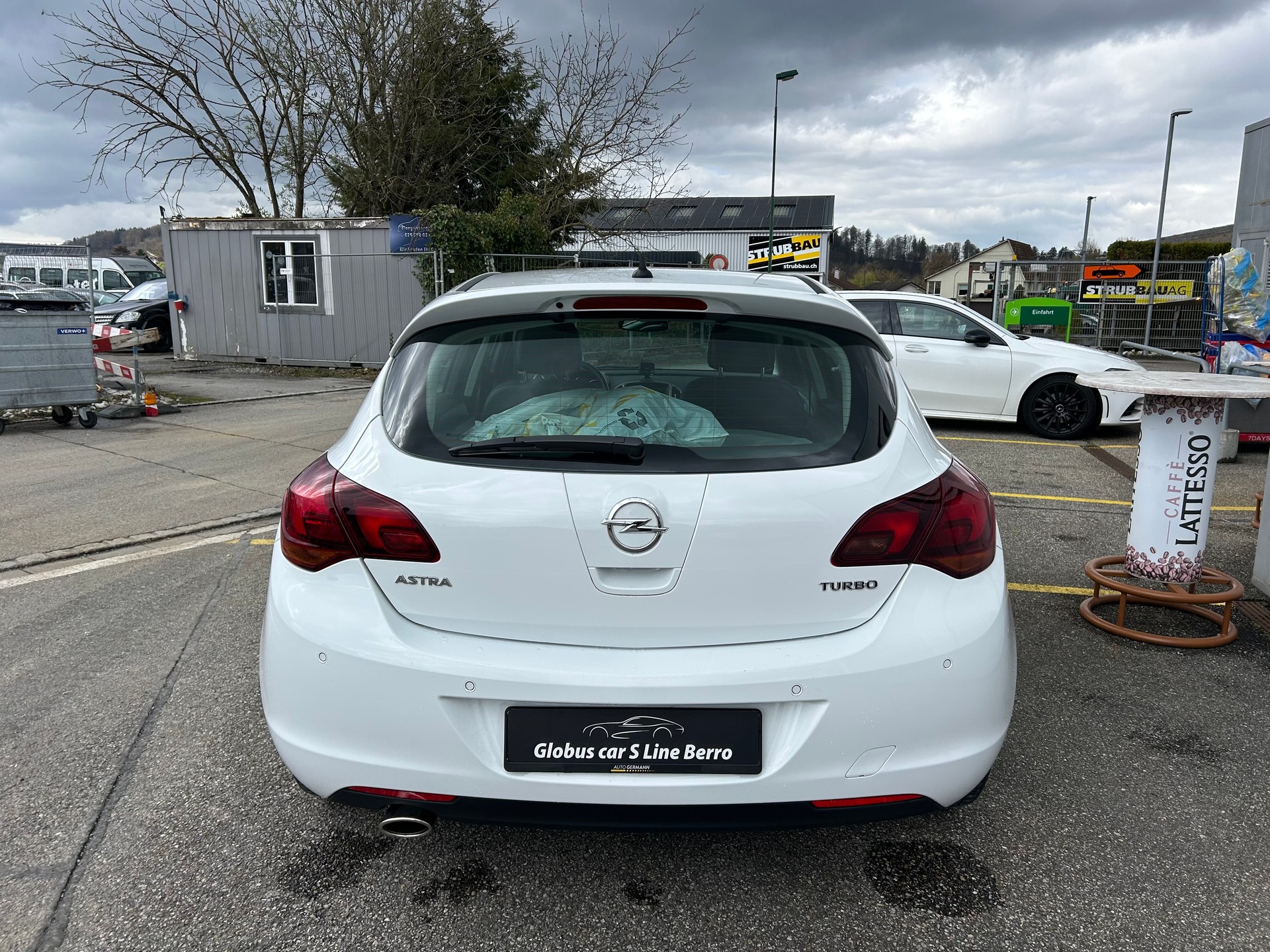 OPEL Astra 1.6i 16V Turbo Enjoy Automatic-image-4