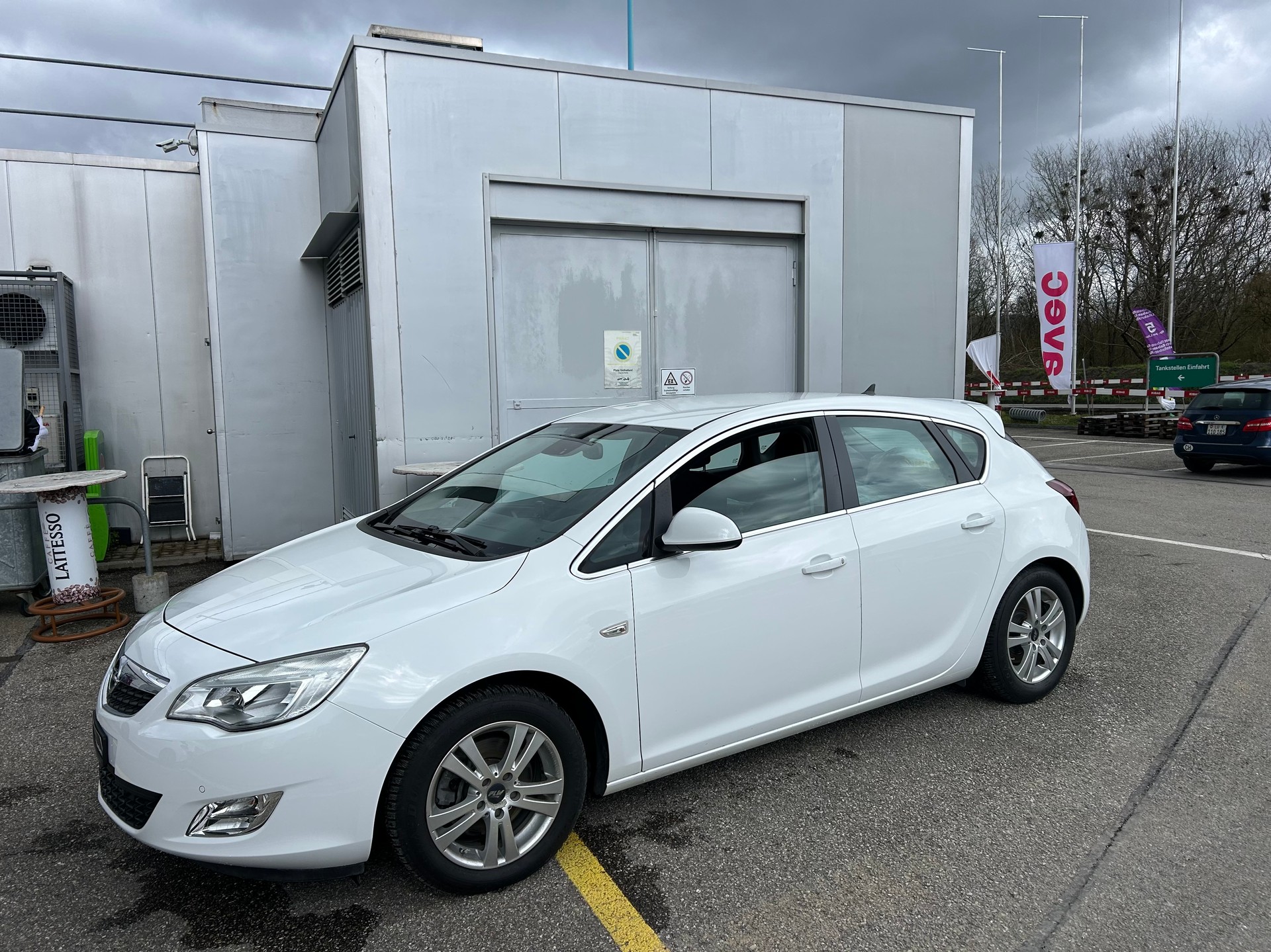 OPEL Astra 1.6i 16V Turbo Enjoy Automatic-image-7