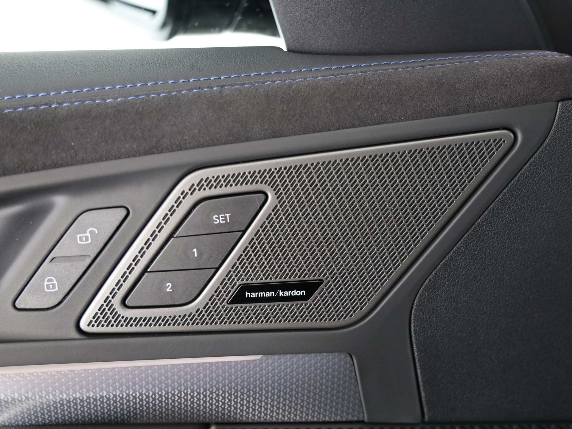 BMW X1 M35i-image-12