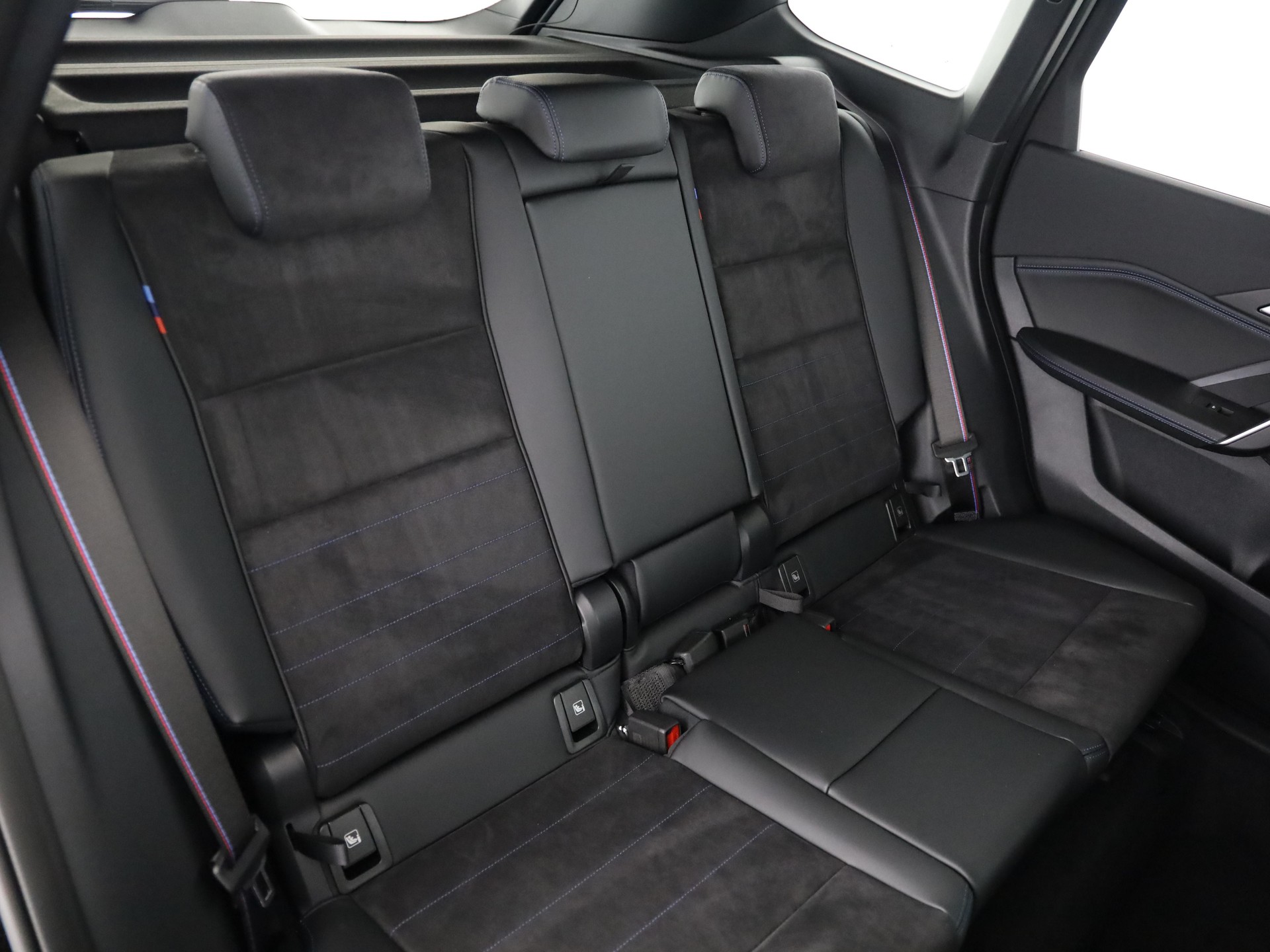 BMW X1 M35i-image-15