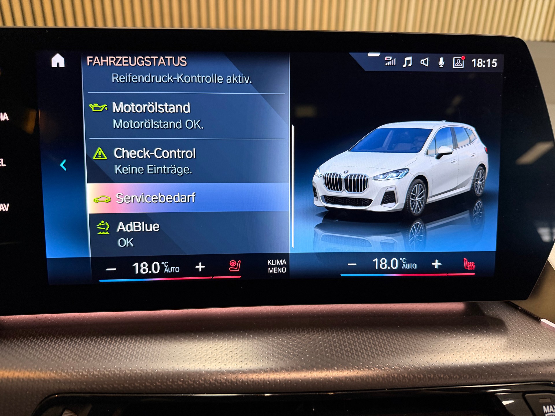 BMW 218d Active Tourer M Sport DKG | Frisch ab Service | Ab MFK | CarVertical | Vollausstattung-image-27