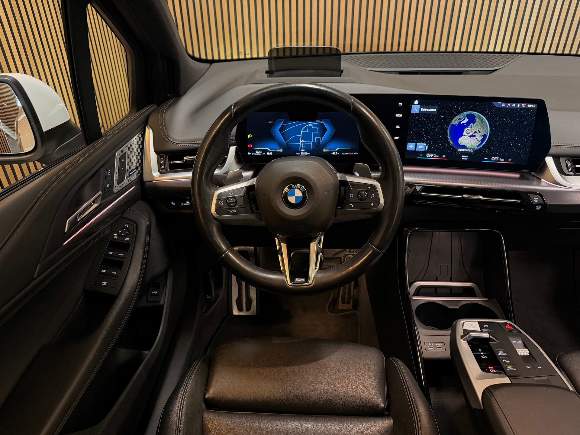 BMW 218d Active Tourer M Sport DKG | Frisch ab Service | Ab MFK | CarVertical | Vollausstattung-image-22