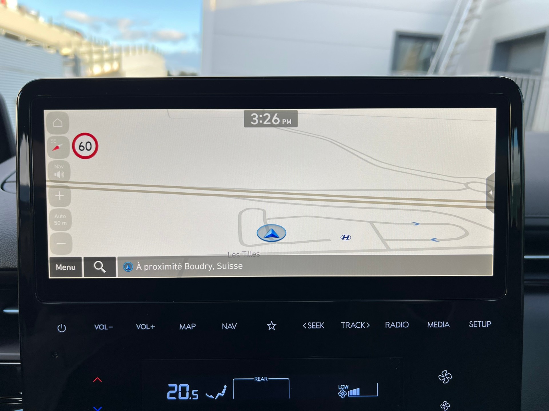 HYUNDAI Staria Premium 1.6 T-GDi HEV Amplia A-image-11