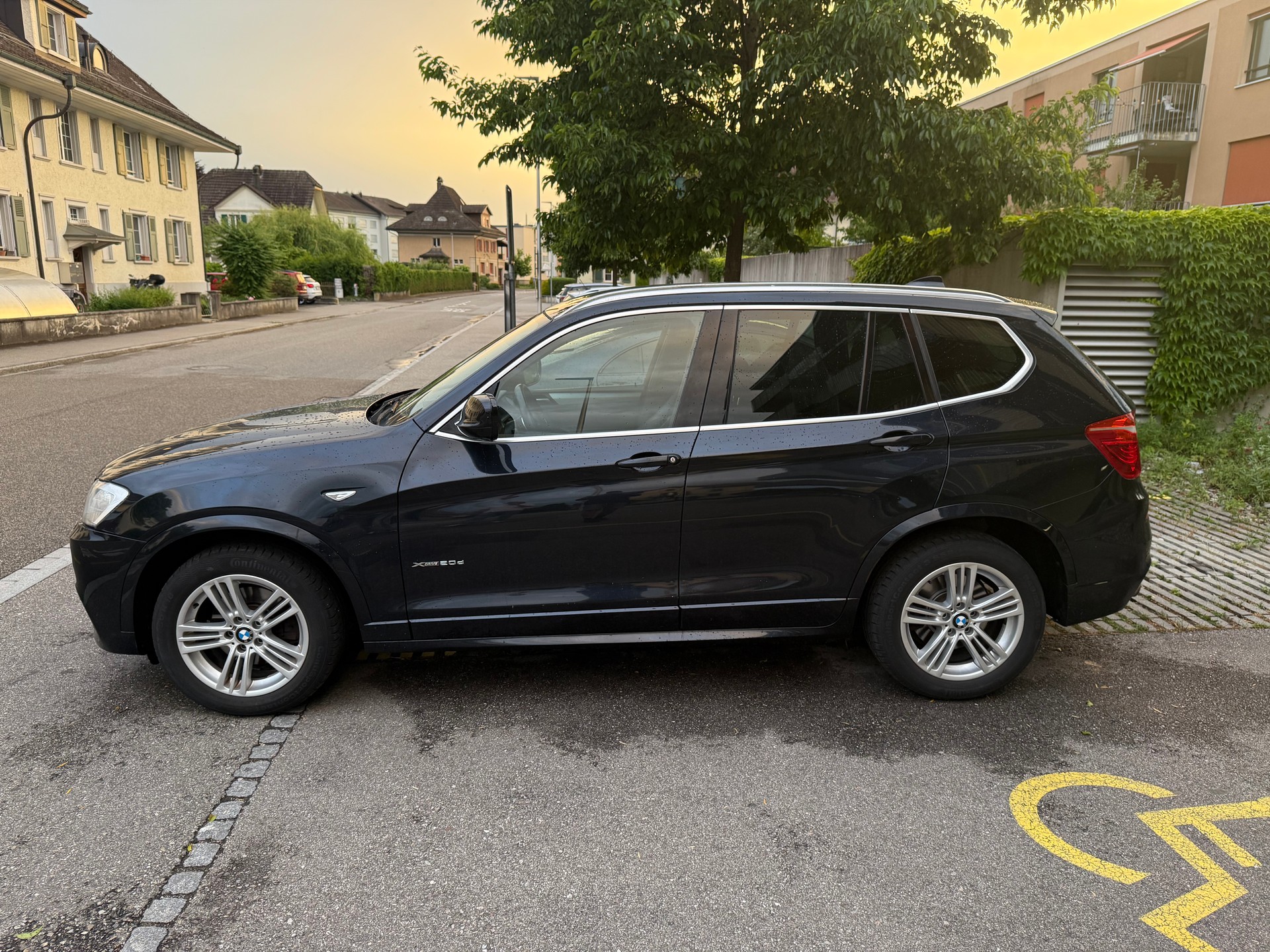 BMW X3 xDrive 20d Steptronic (CH)-showroom-element-3