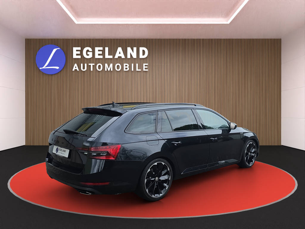 SKODA Superb Combi 2.0 TSI SportLine 4x4 DSG-image-3