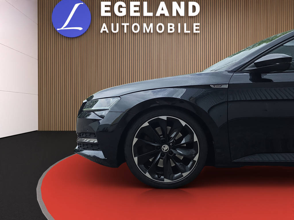 SKODA Superb Combi 2.0 TSI SportLine 4x4 DSG-image-9
