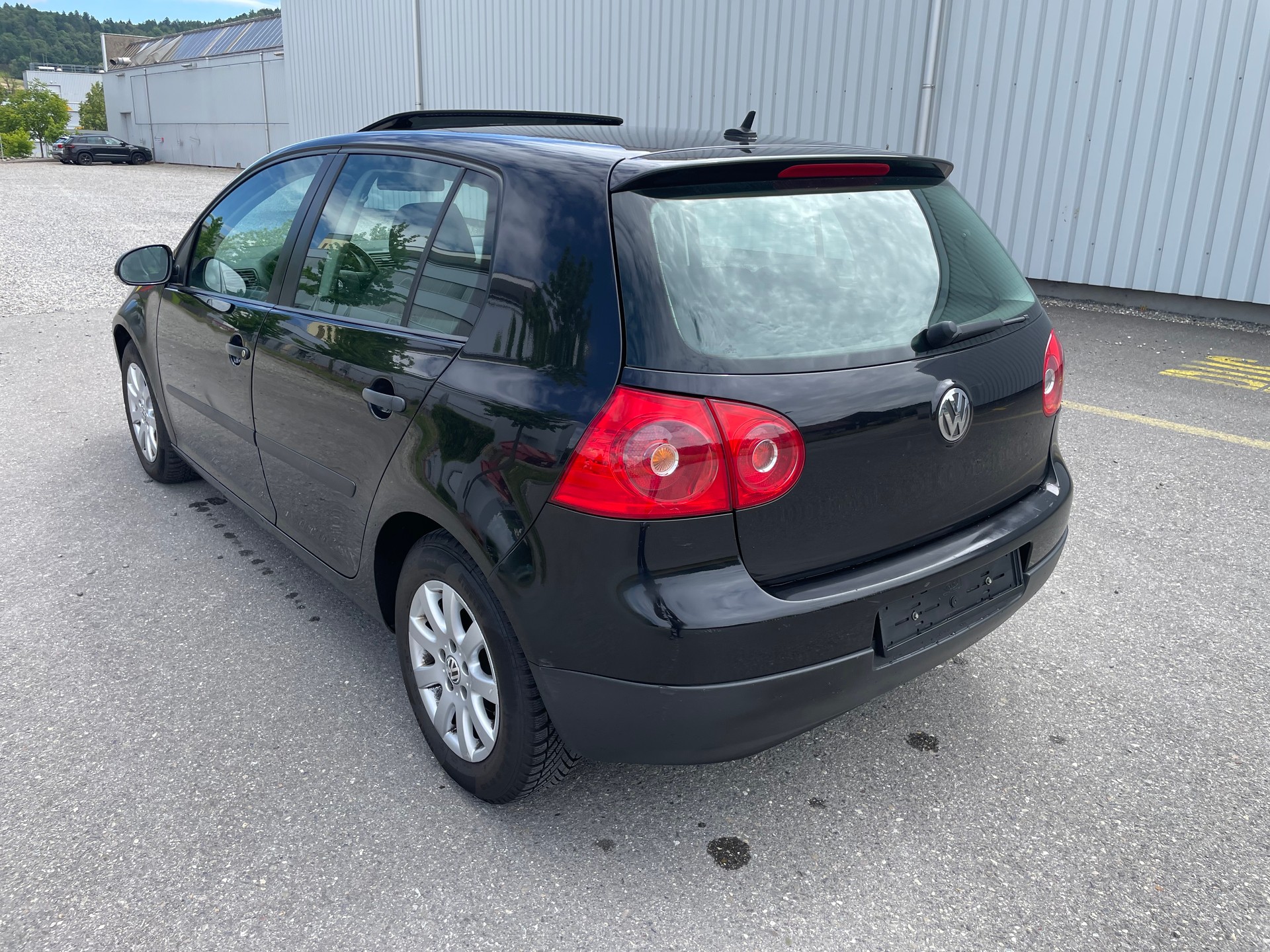 VW Golf 2.0 FSI Sportline-image-5