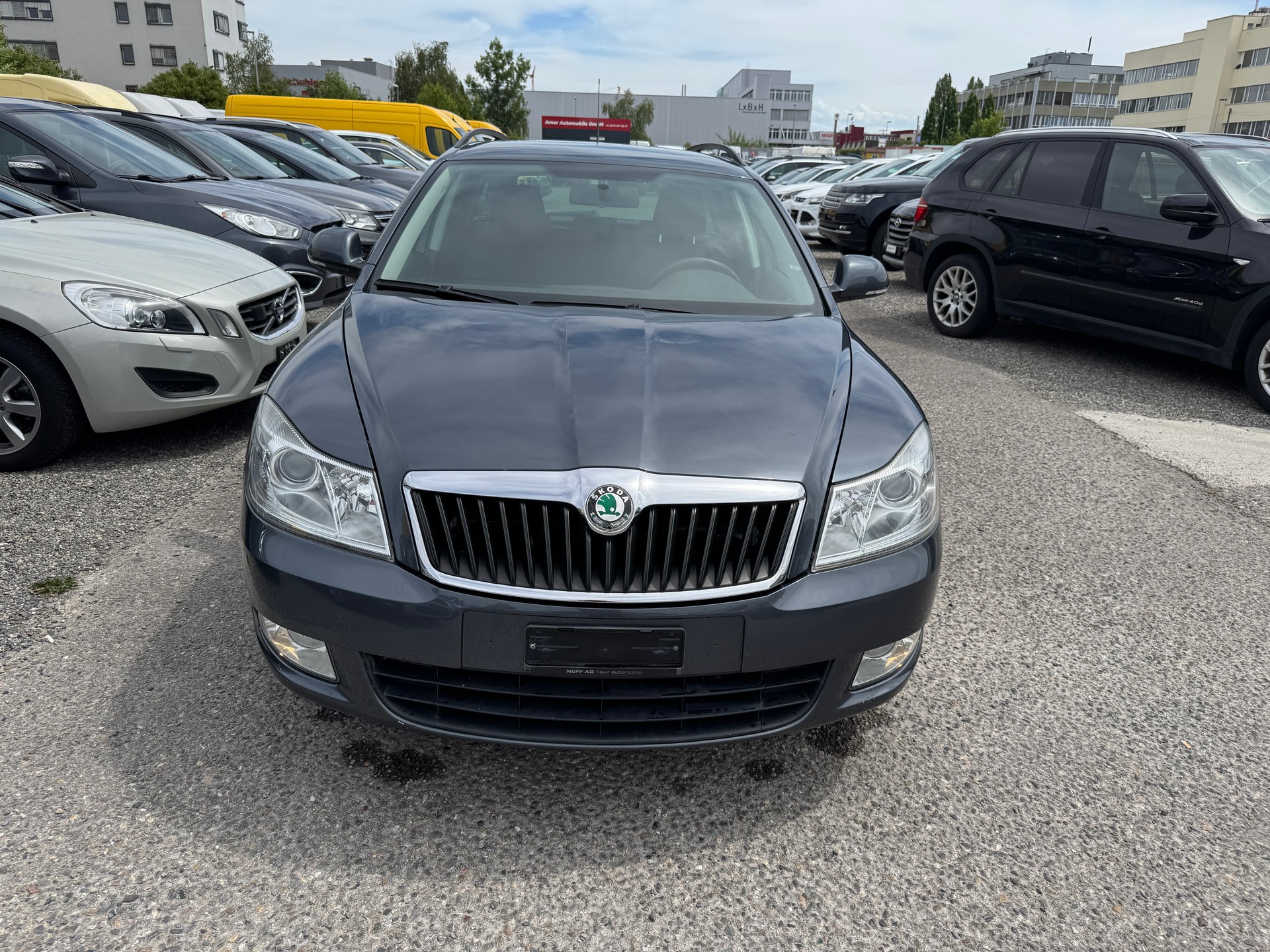 SKODA Octavia Combi 1.8 TSI Stöckli 4x4-image-0