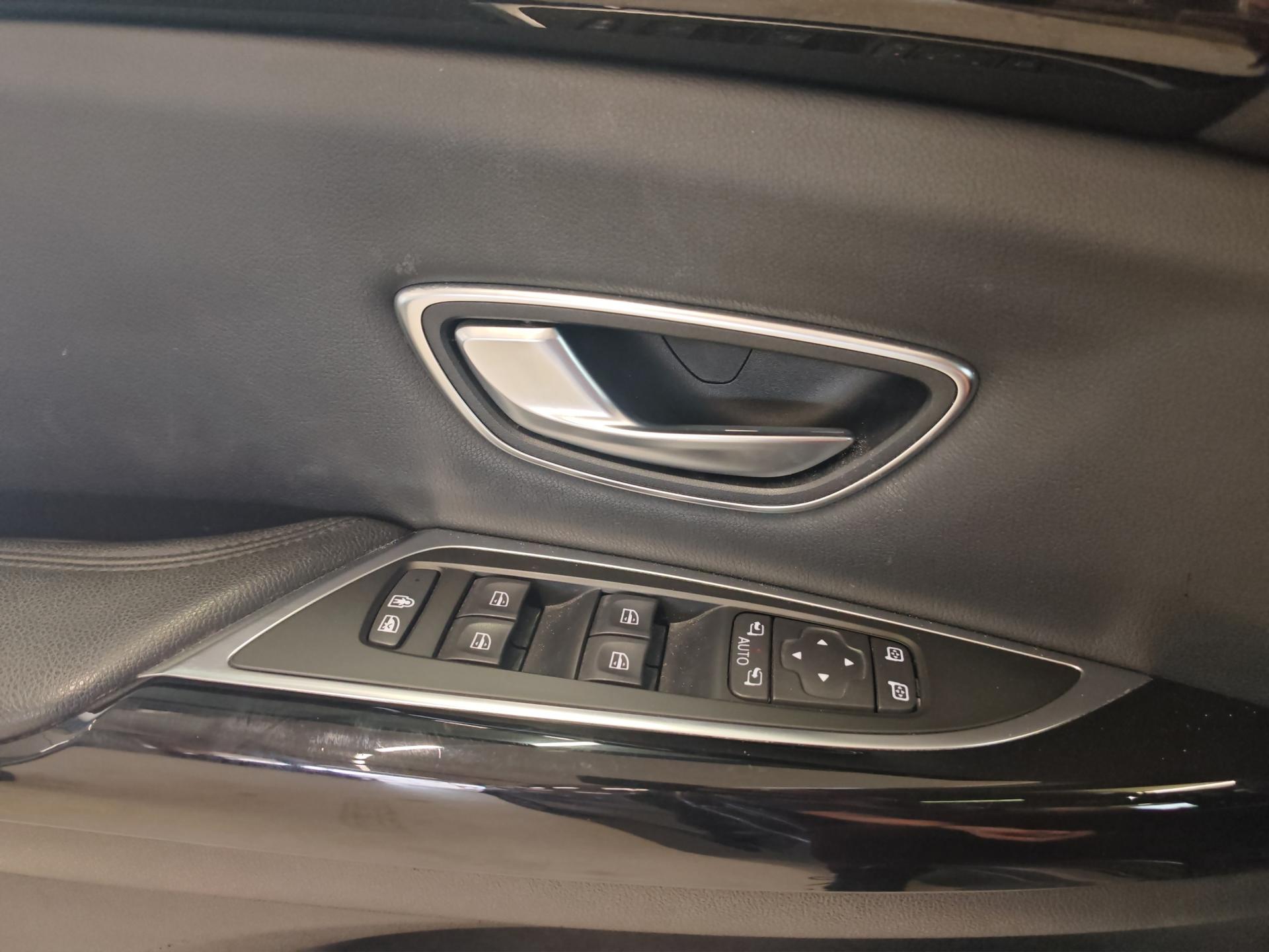 RENAULT Espace 1.8 TCe Intens EDC-image-22