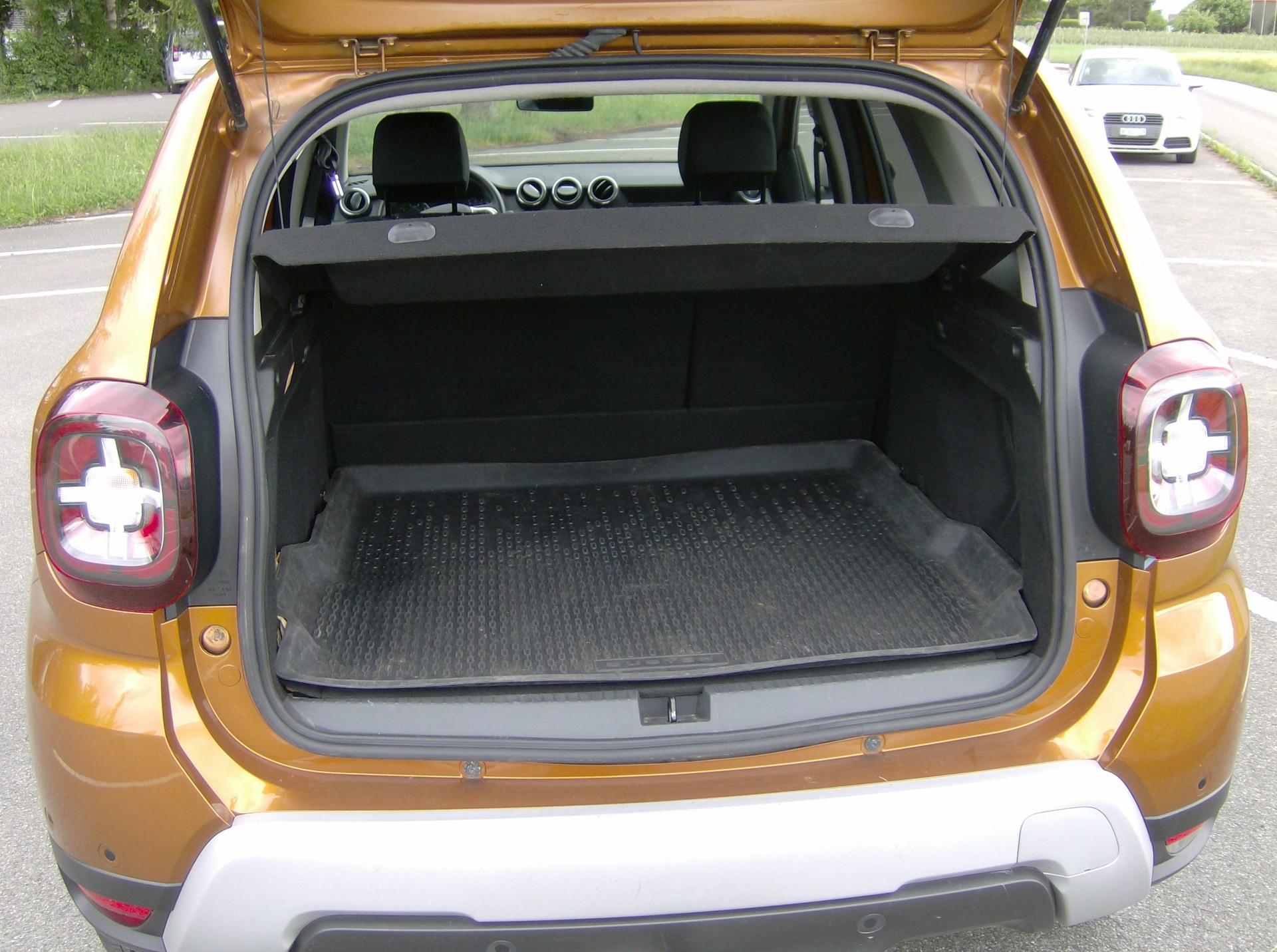DACIA 1.5 Blue dCi Prestige 4WD-image-5