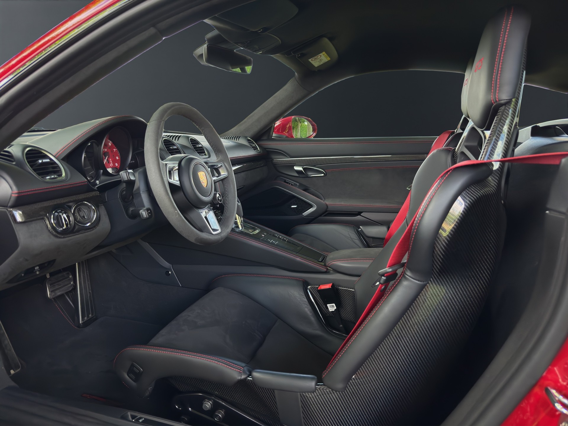 PORSCHE 718 Cayman GTS 4.0 PDK-image-8