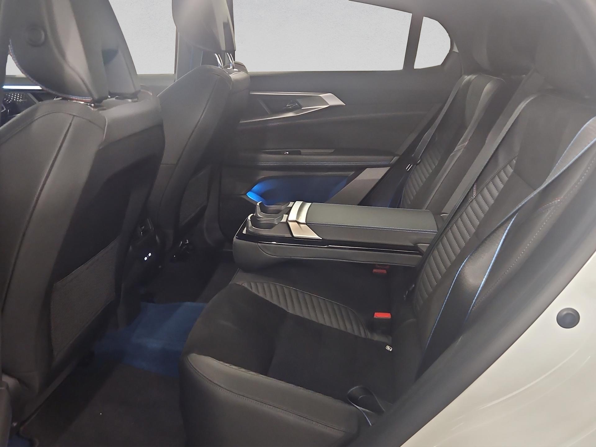 RENAULT Rafale 1.2 E-Tech Plug-in Hybrid 300 4x4 Atelier Alpine-image-14