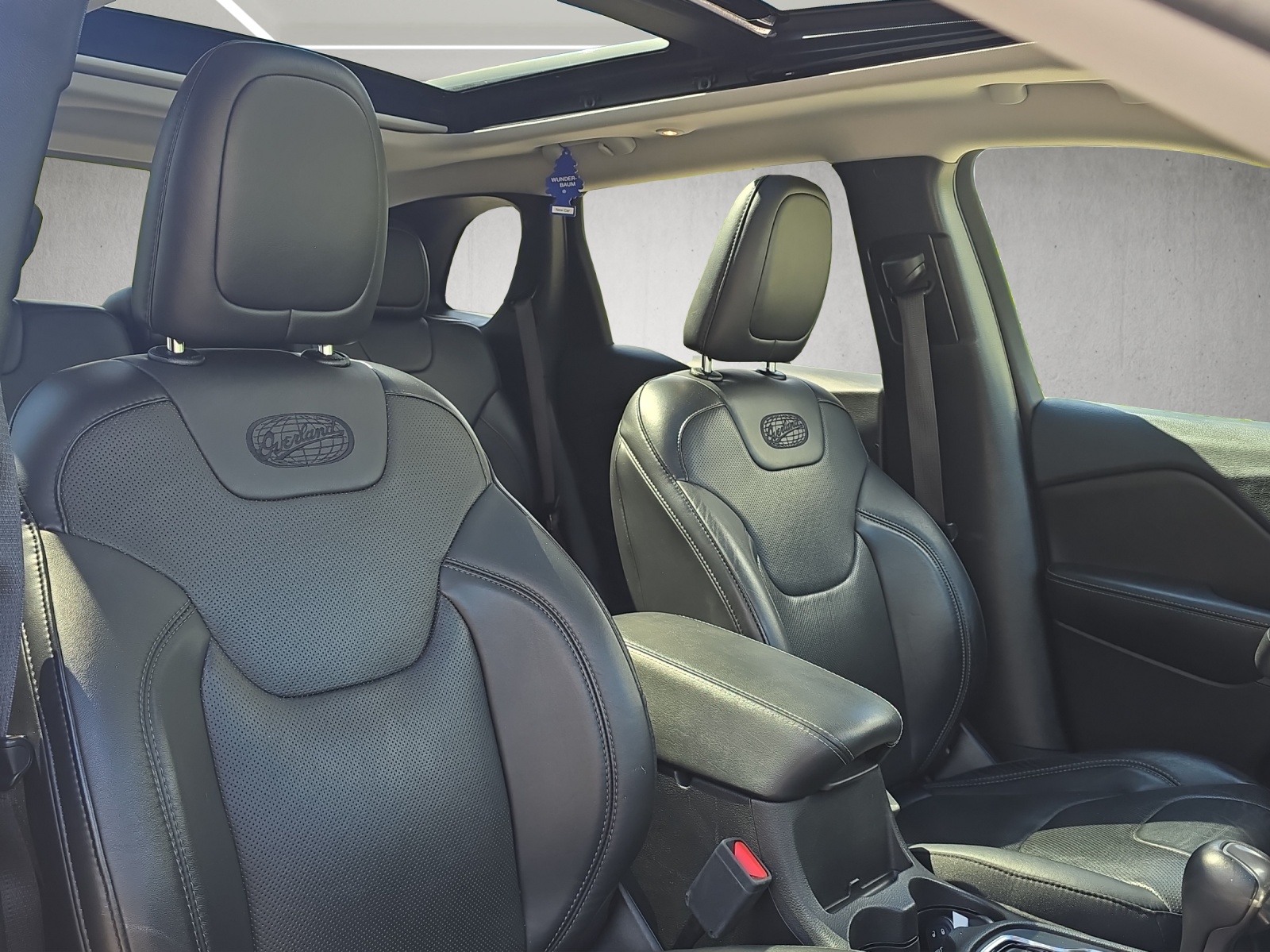 JEEP Cherokee 2.2MJ Overland AWD Drive II 9ATX-image-10