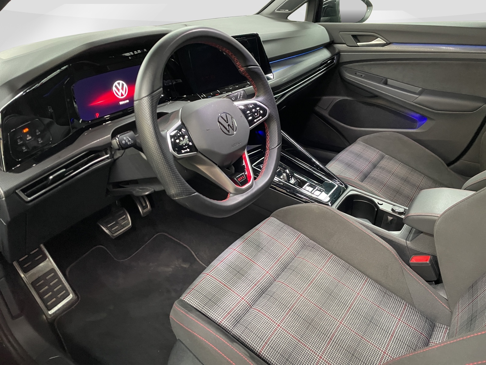 VW Golf VIII 2.0 TSI GTI DSG-image-6