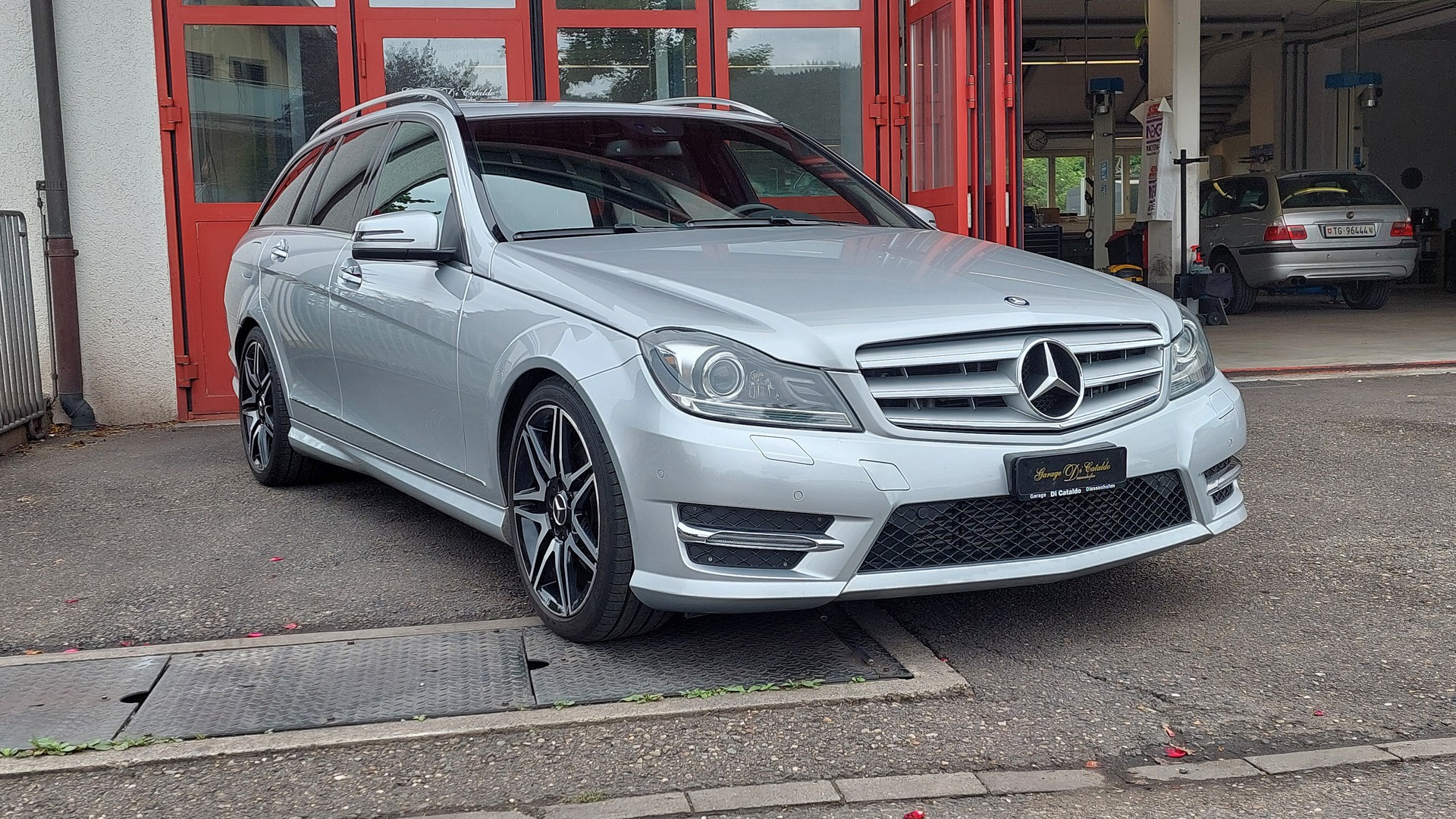 MERCEDES-BENZ C 250 CDI Avantgarde 4Matic 7G-Tronic-image-4