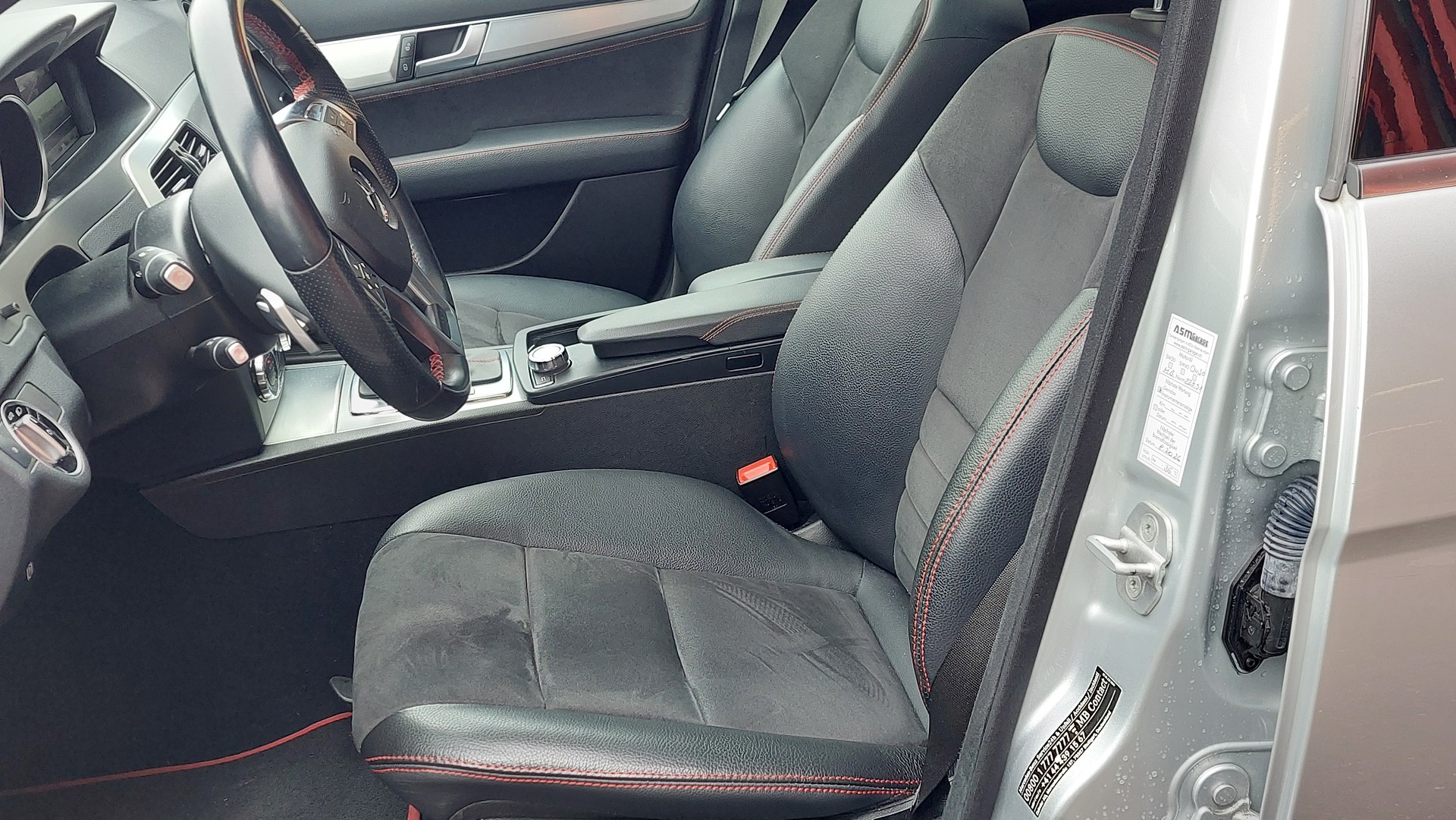 MERCEDES-BENZ C 250 CDI Avantgarde 4Matic 7G-Tronic-image-7