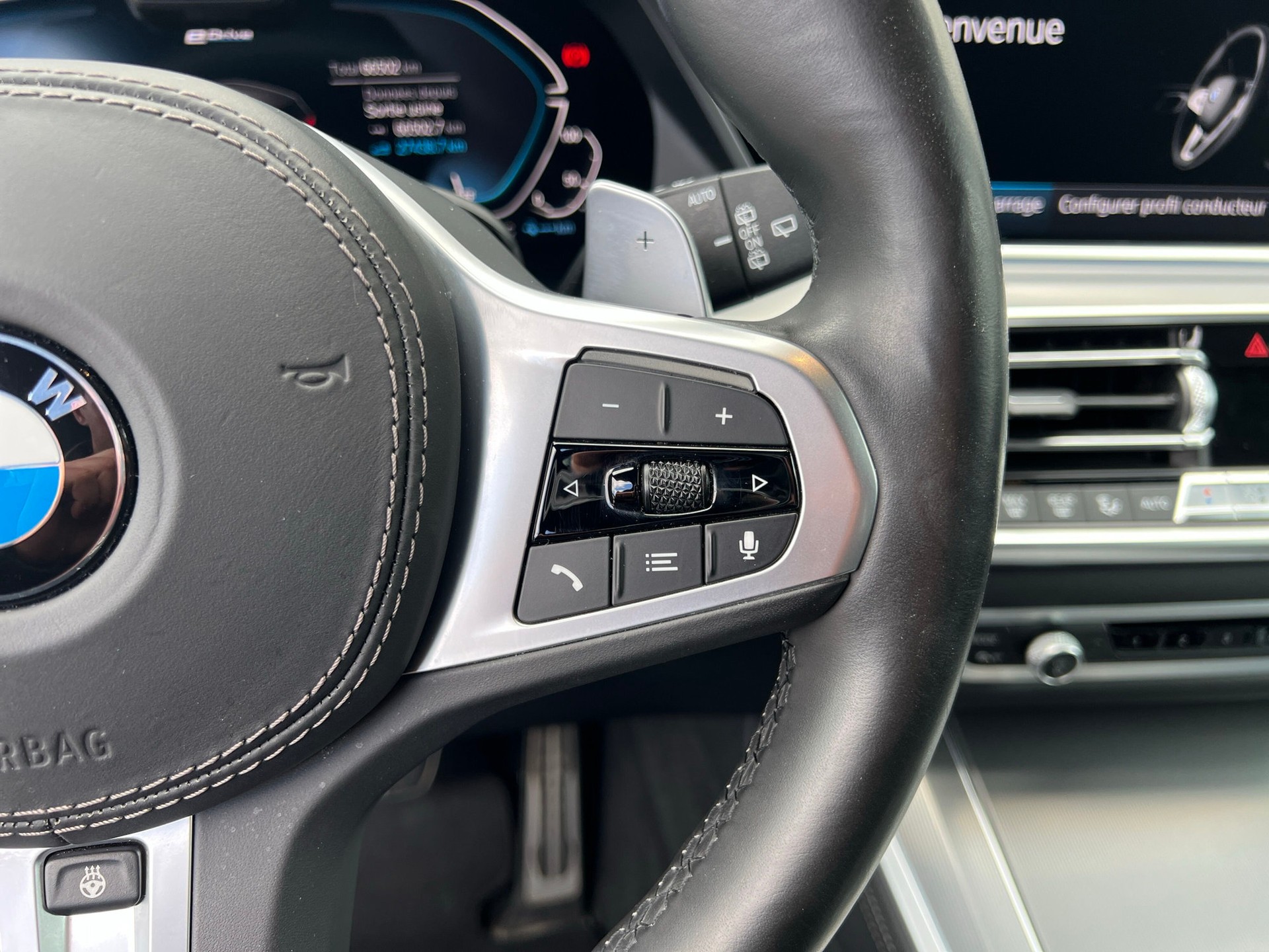 BMW X5 xDrive45e Steptronic-image-15