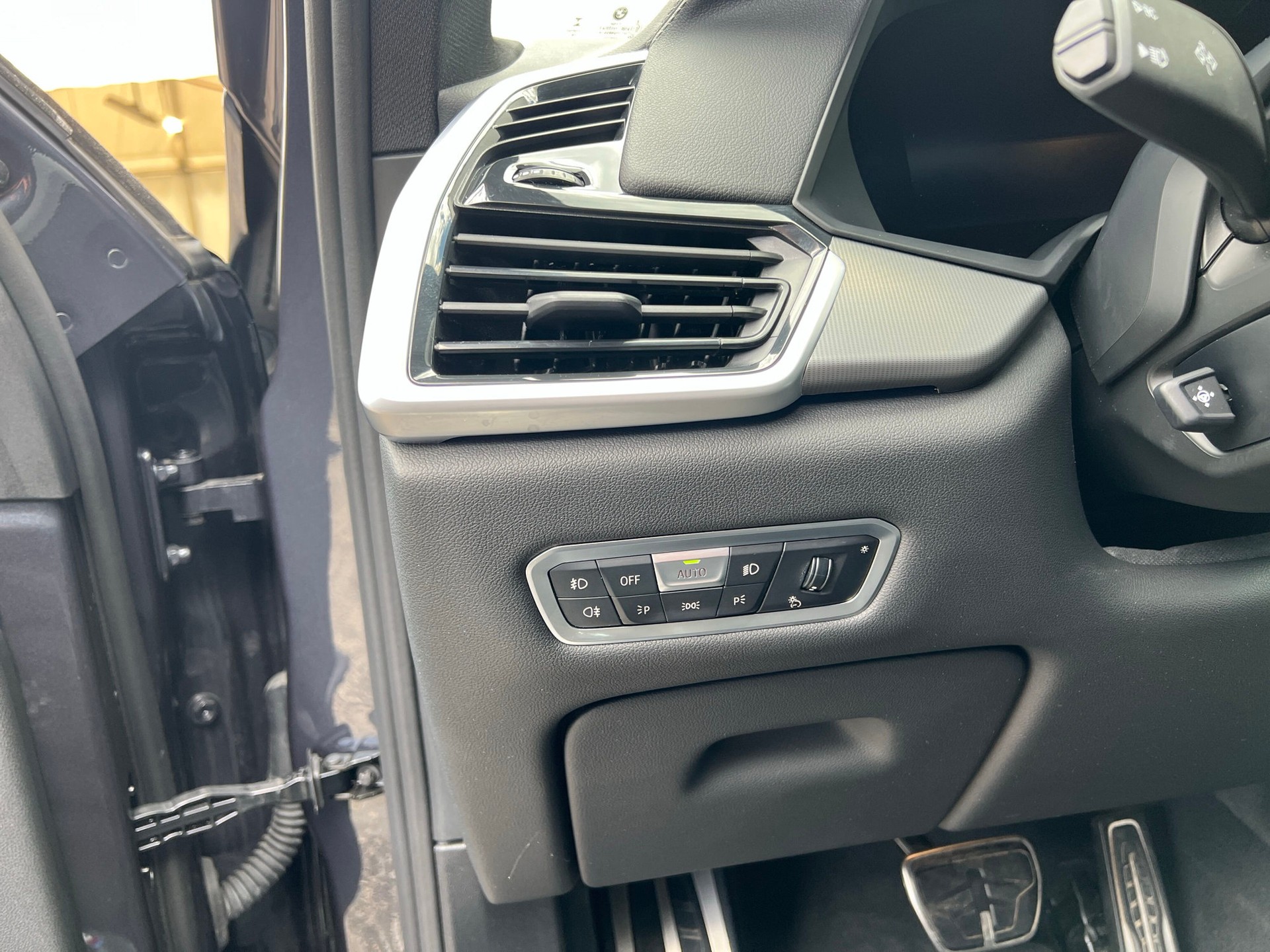 BMW X5 xDrive45e Steptronic-image-19