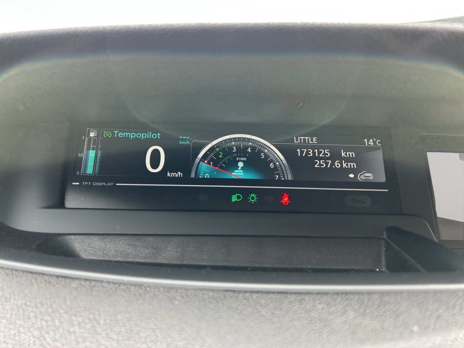 RENAULT Grand Scénic 1.4 16V Turbo Expression-image-15