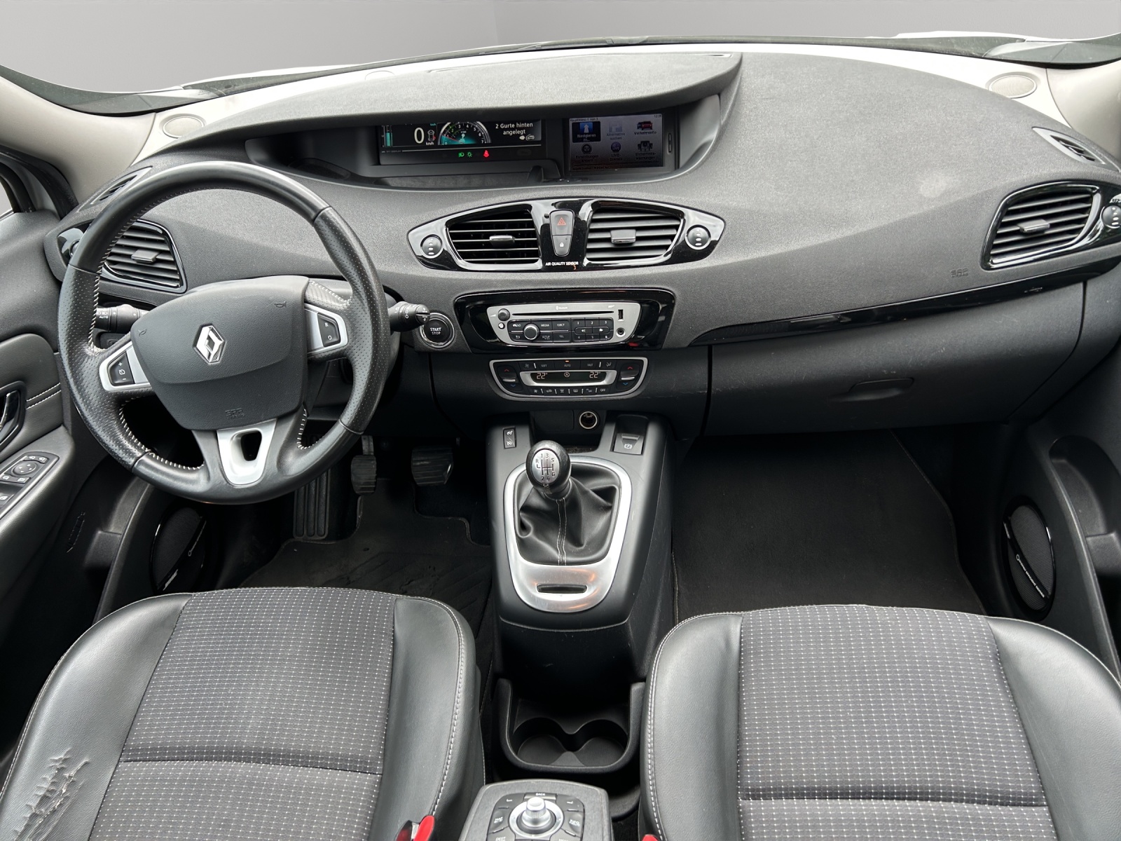 RENAULT Grand Scénic 1.4 16V Turbo Expression-image-9