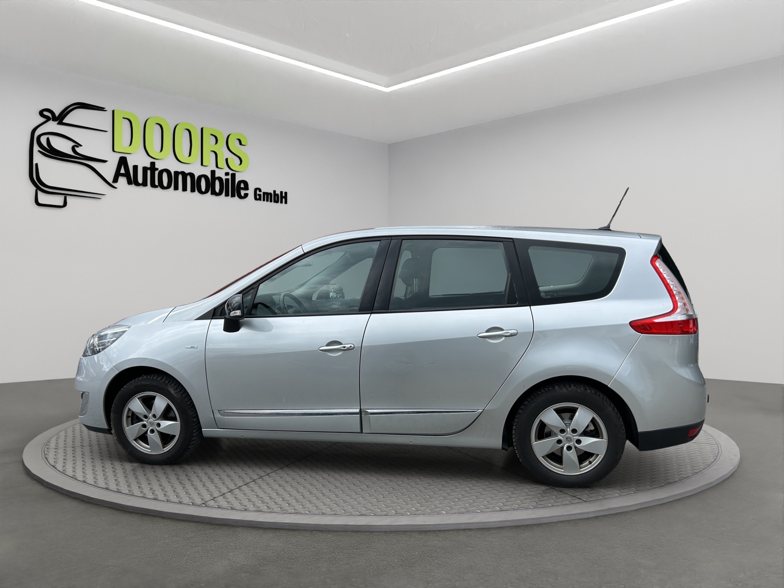 RENAULT Grand Scénic 1.4 16V Turbo Expression-image-6